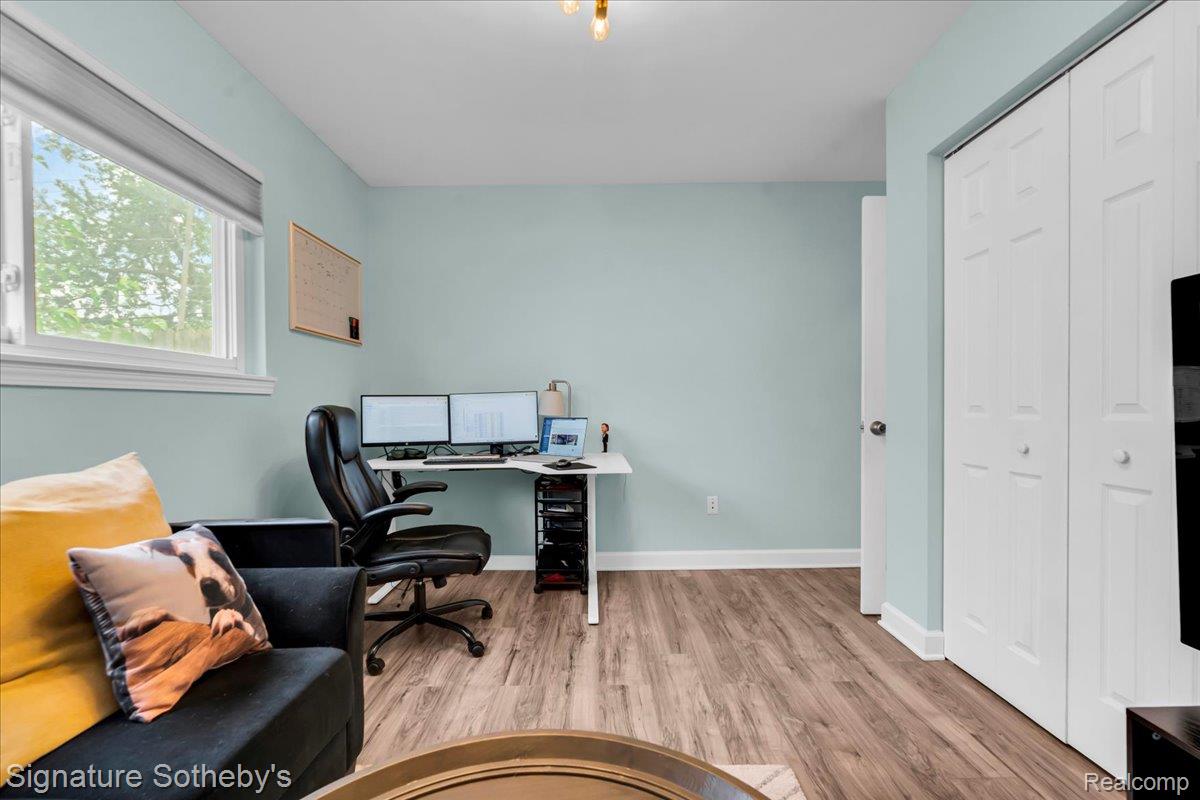 1099 Eaton Road Property Photo 18