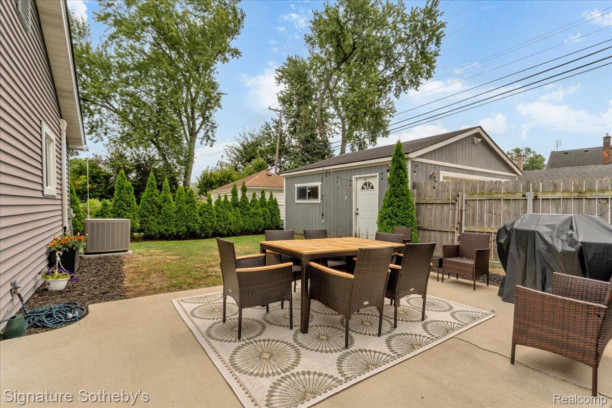 1099 Eaton Road Property Photo 19