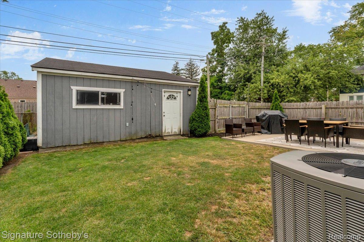1099 Eaton Road Property Photo 22