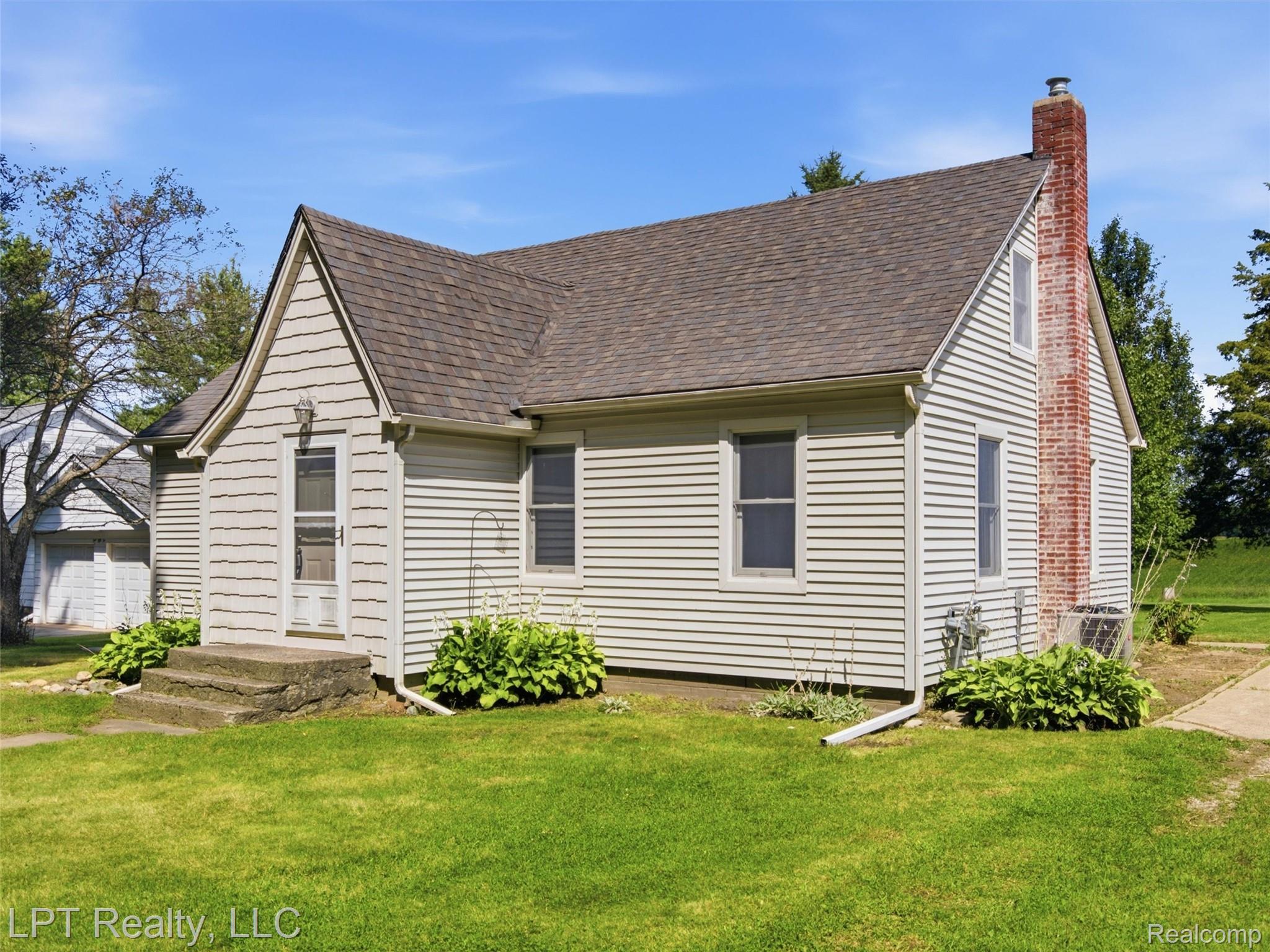 154 Bullis Road Property Photo 2