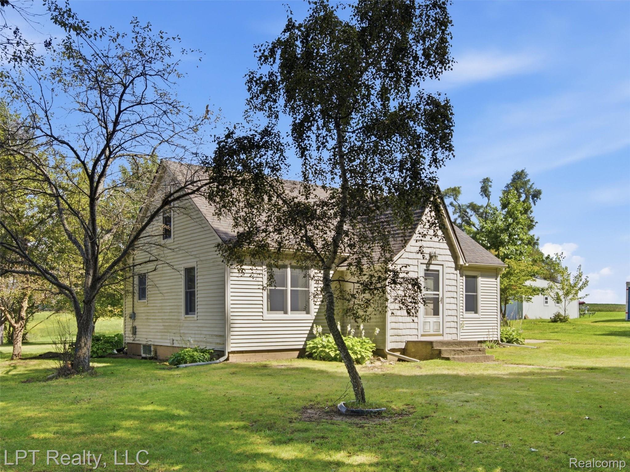 154 Bullis Road Property Photo 4