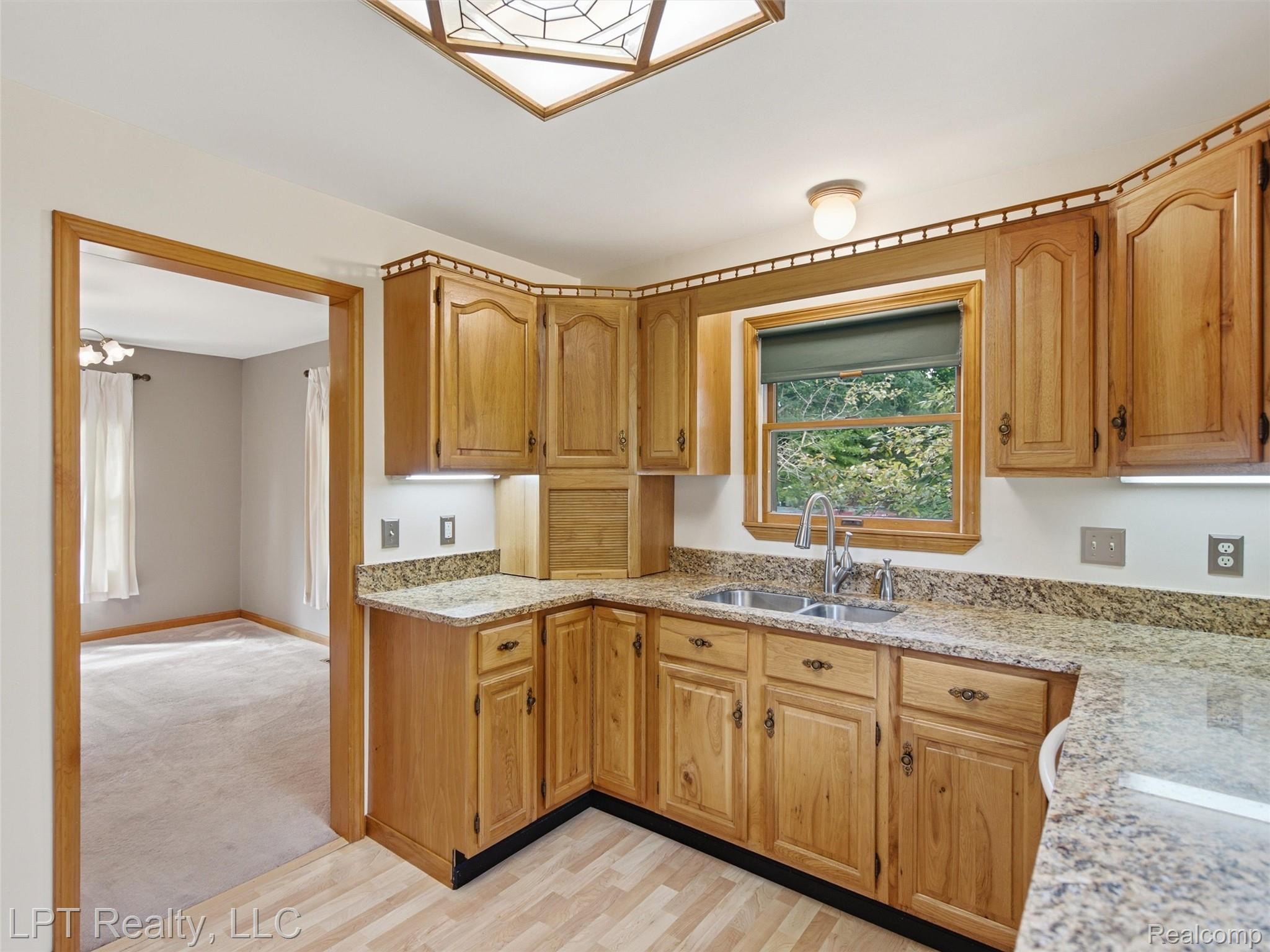 154 Bullis Road Property Photo 15