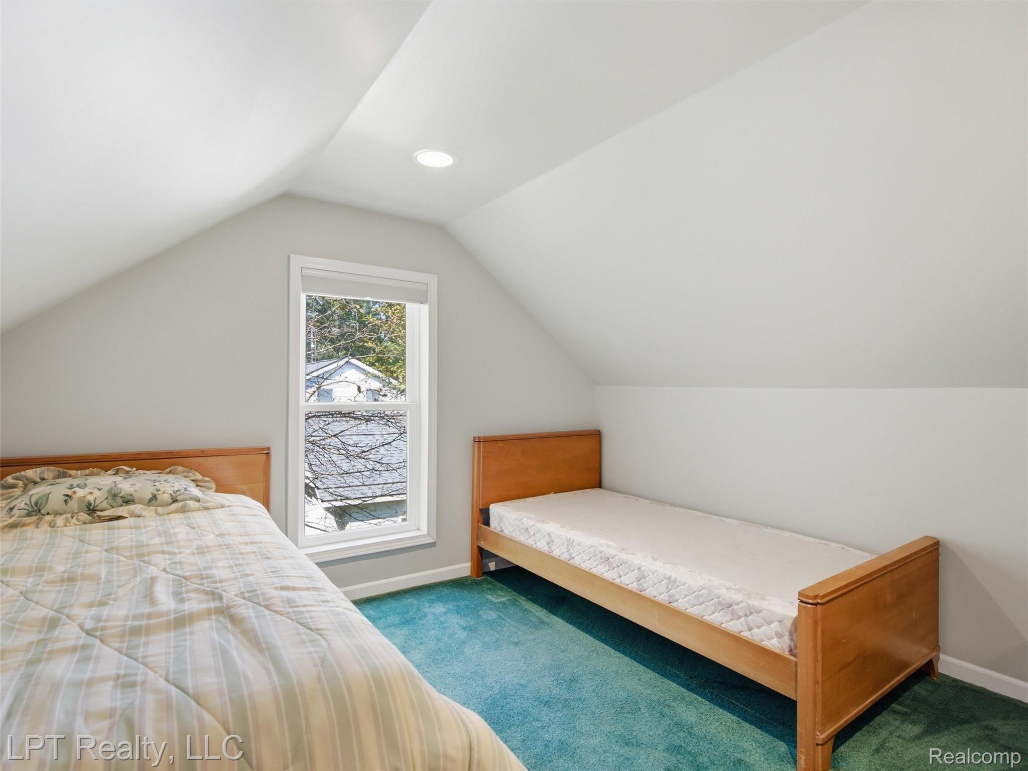 154 Bullis Road Property Photo 30