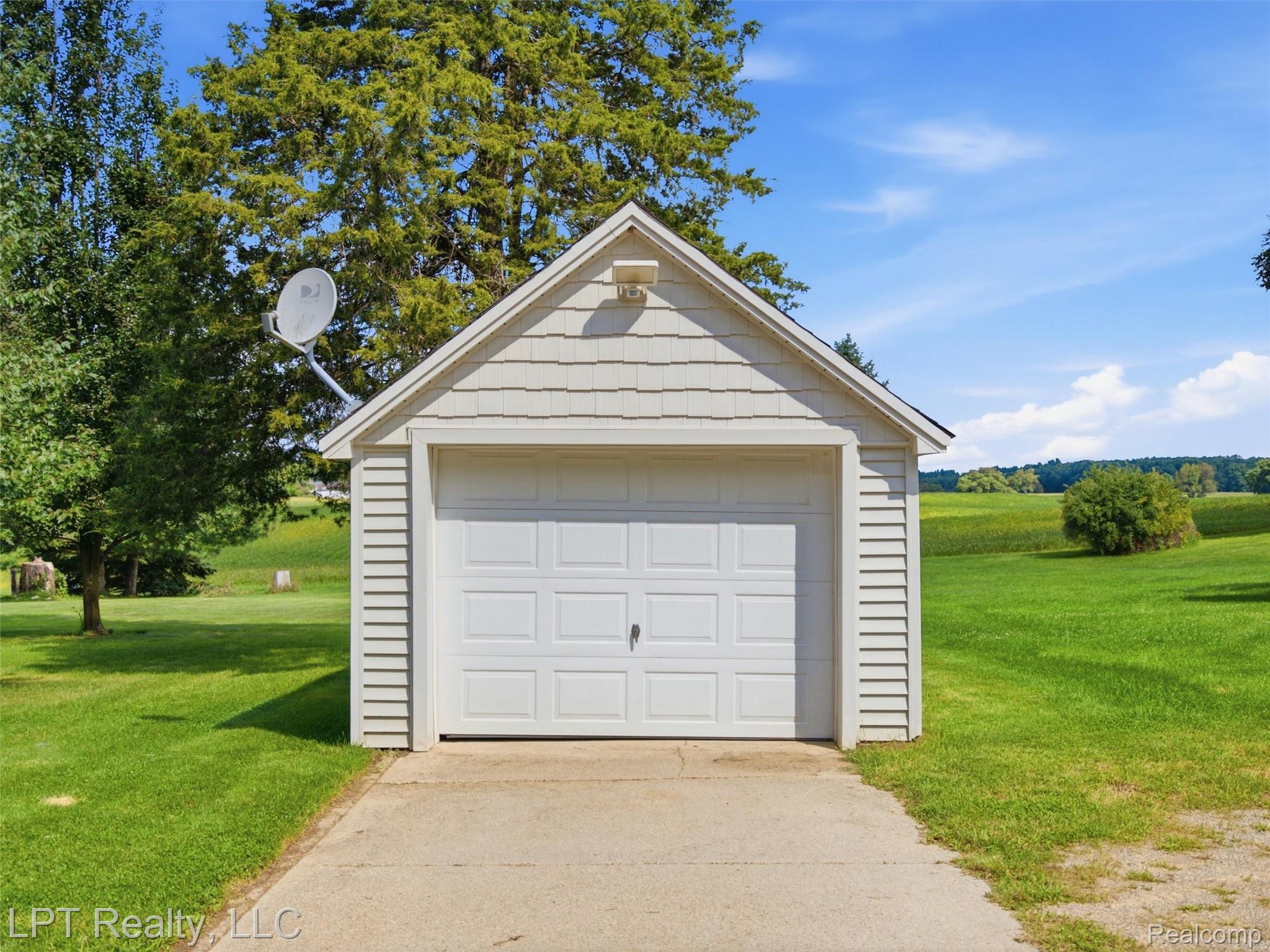154 Bullis Road Property Photo 32