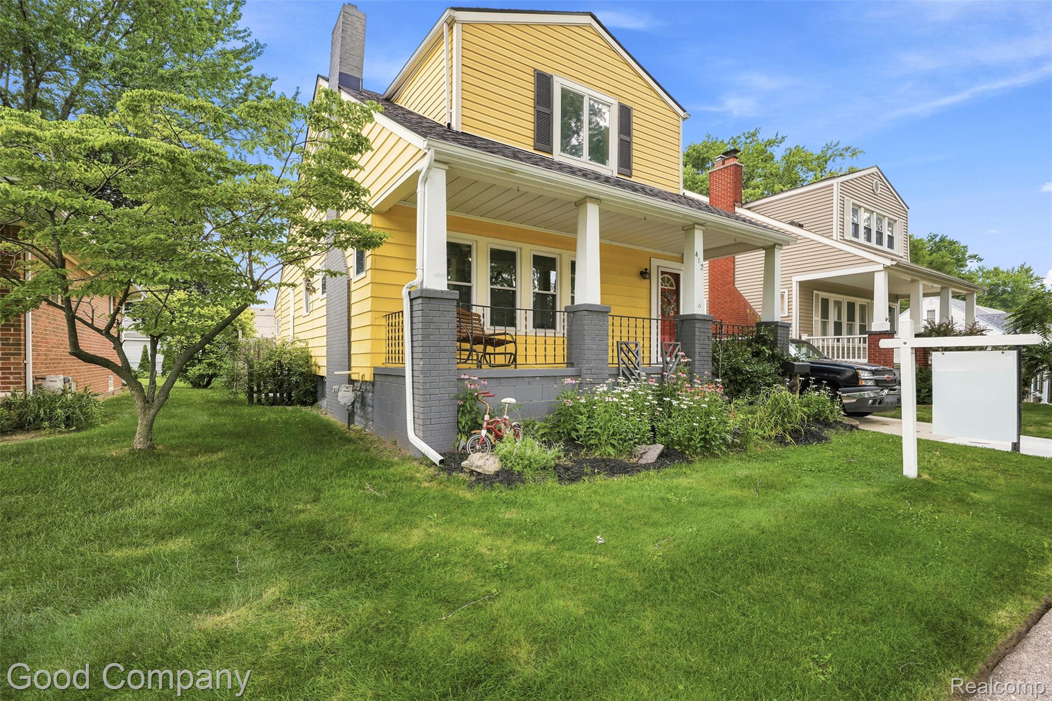 412 Chippewa Street Property Photo 1
