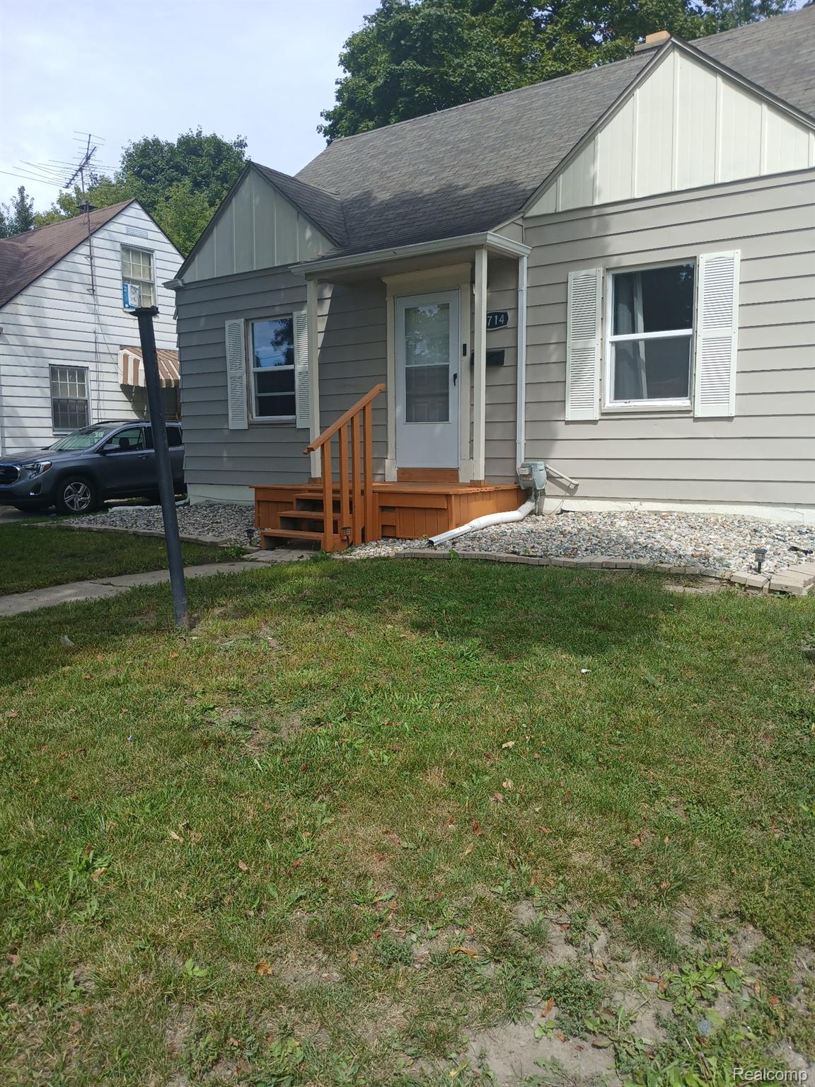 1714 W Jackson Avenue Property Photo 1