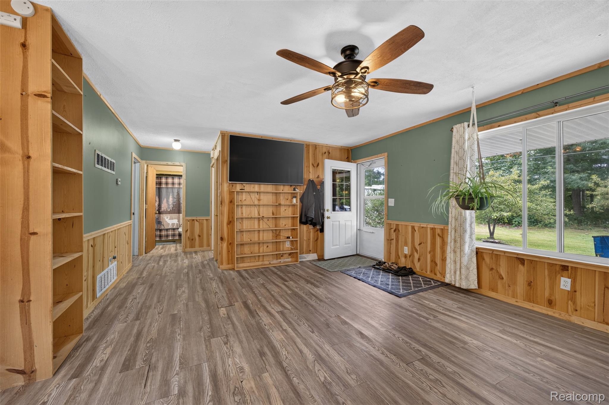 8135 E West Branch Road Property Photo 8