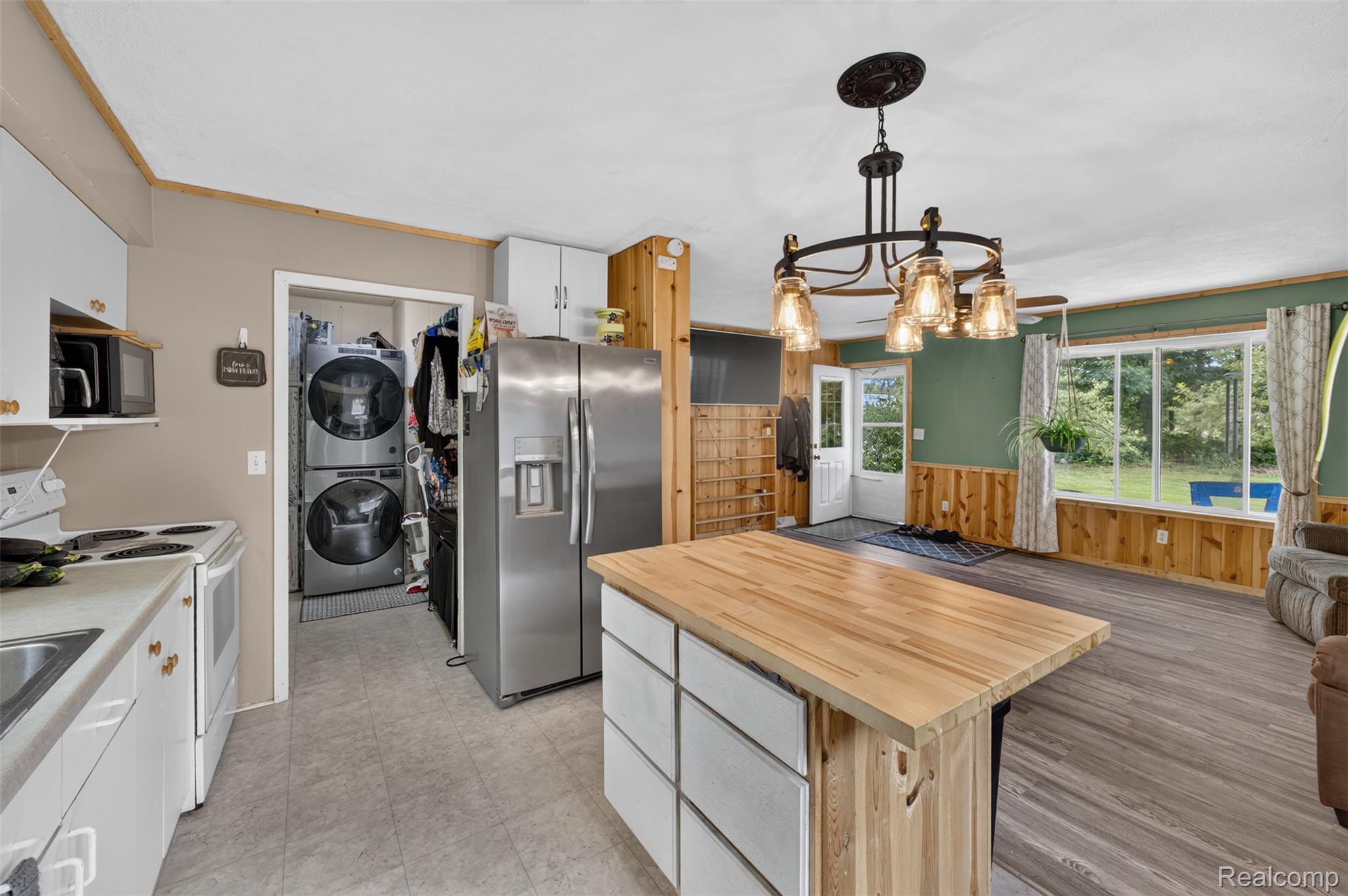8135 E West Branch Road Property Photo 14