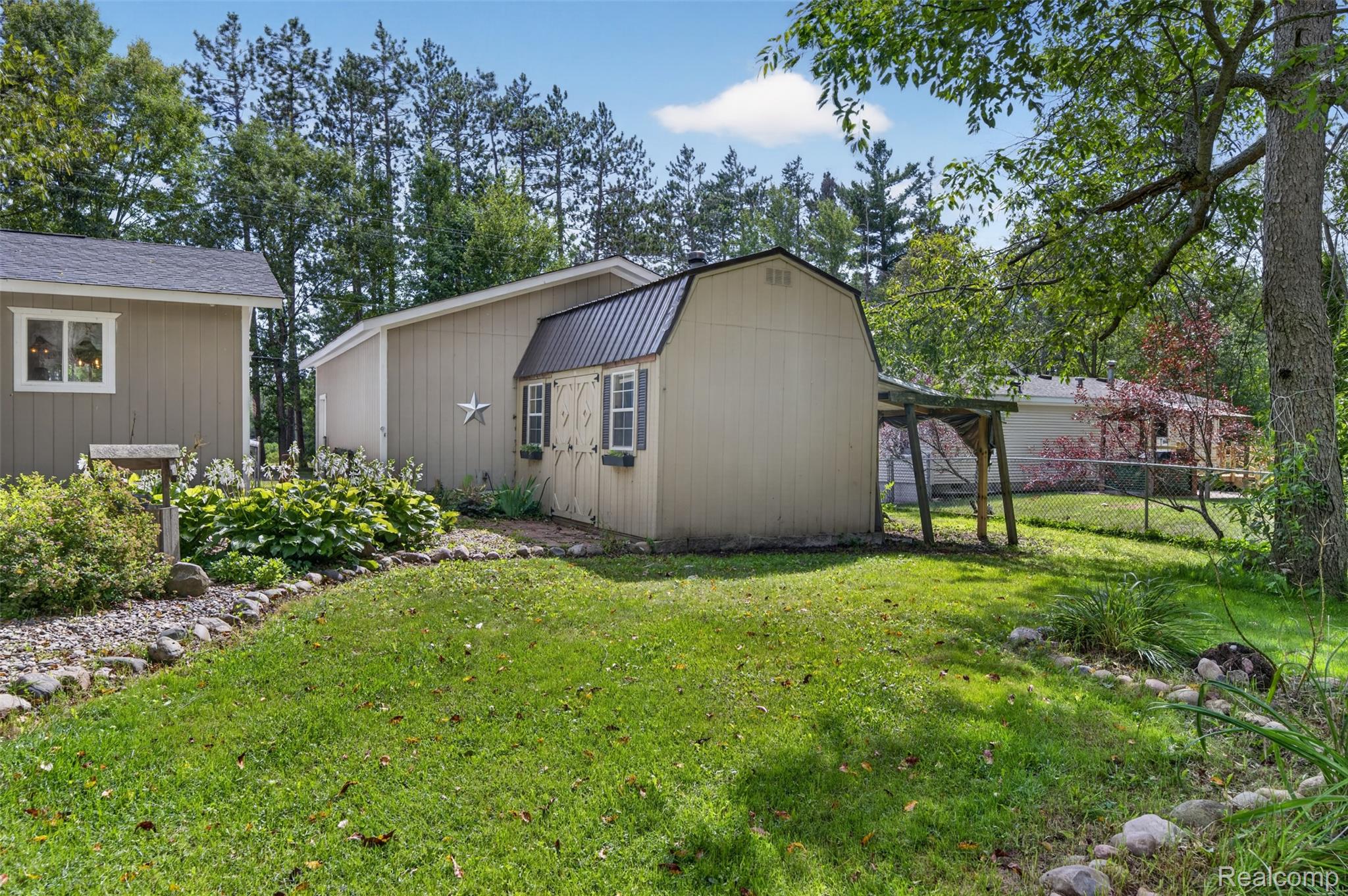 8135 E West Branch Road Property Photo 45