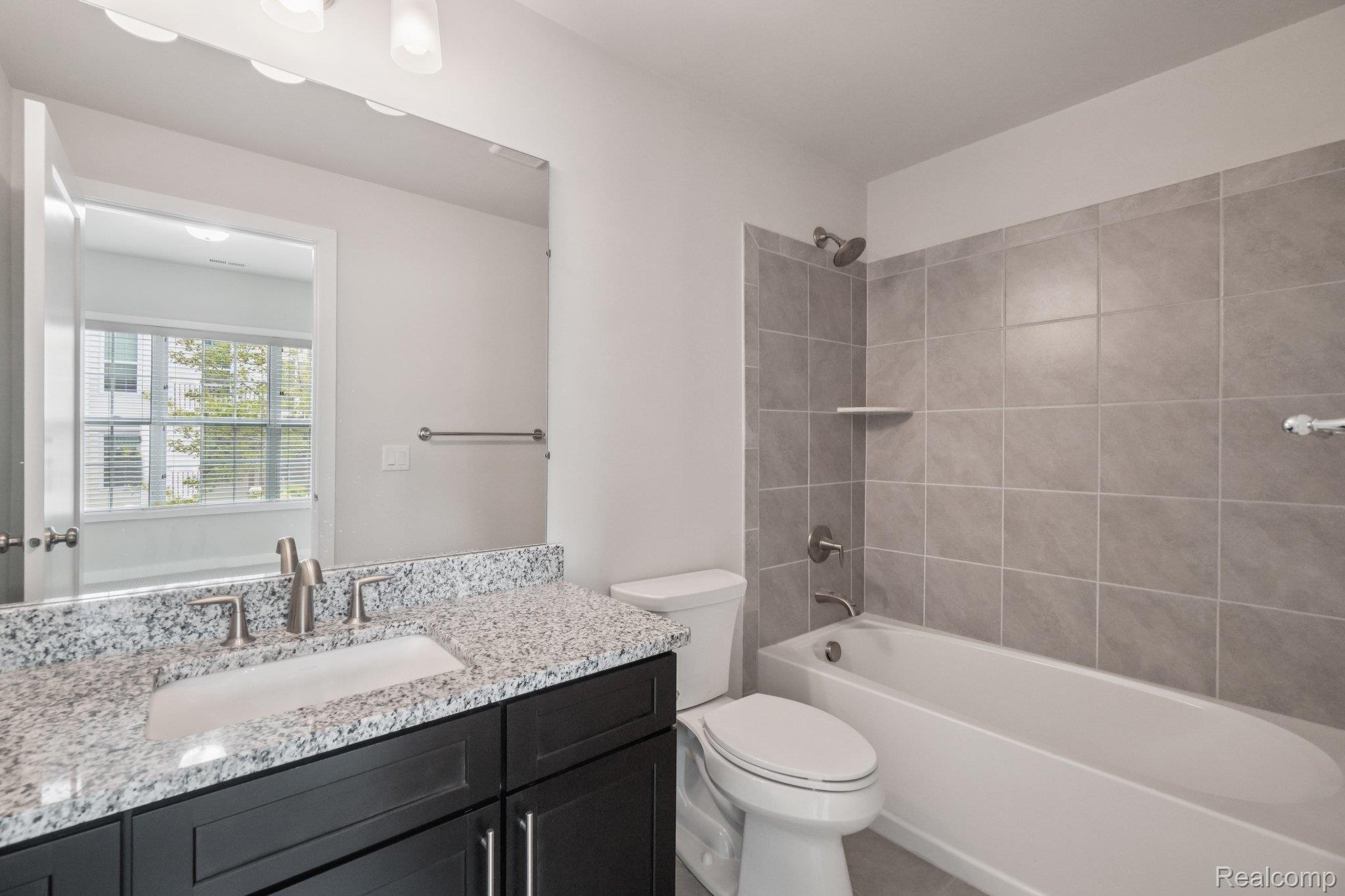 2845 Hardwick Road Property Photo 8