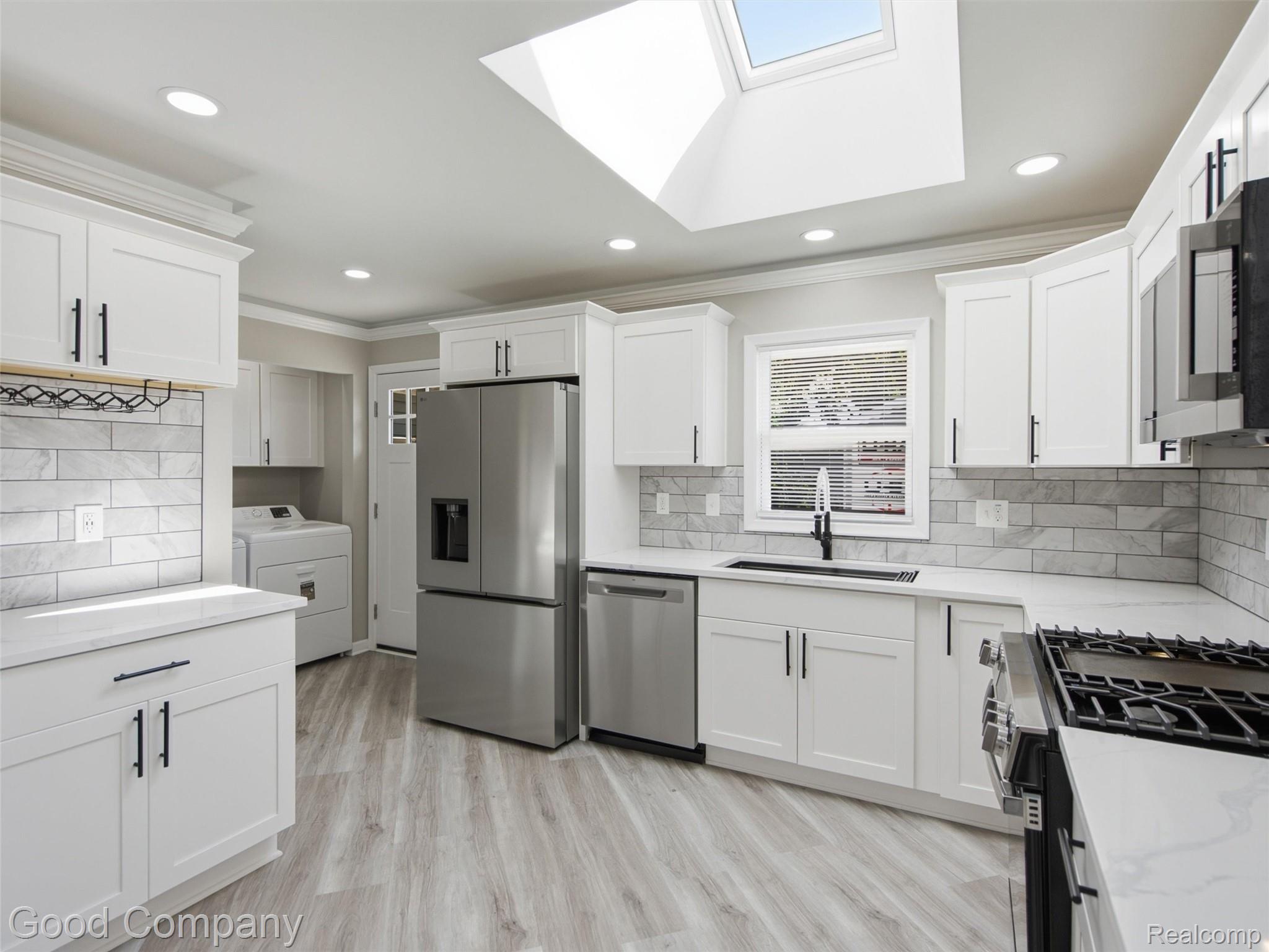 1112 Millard Avenue Property Photo 12