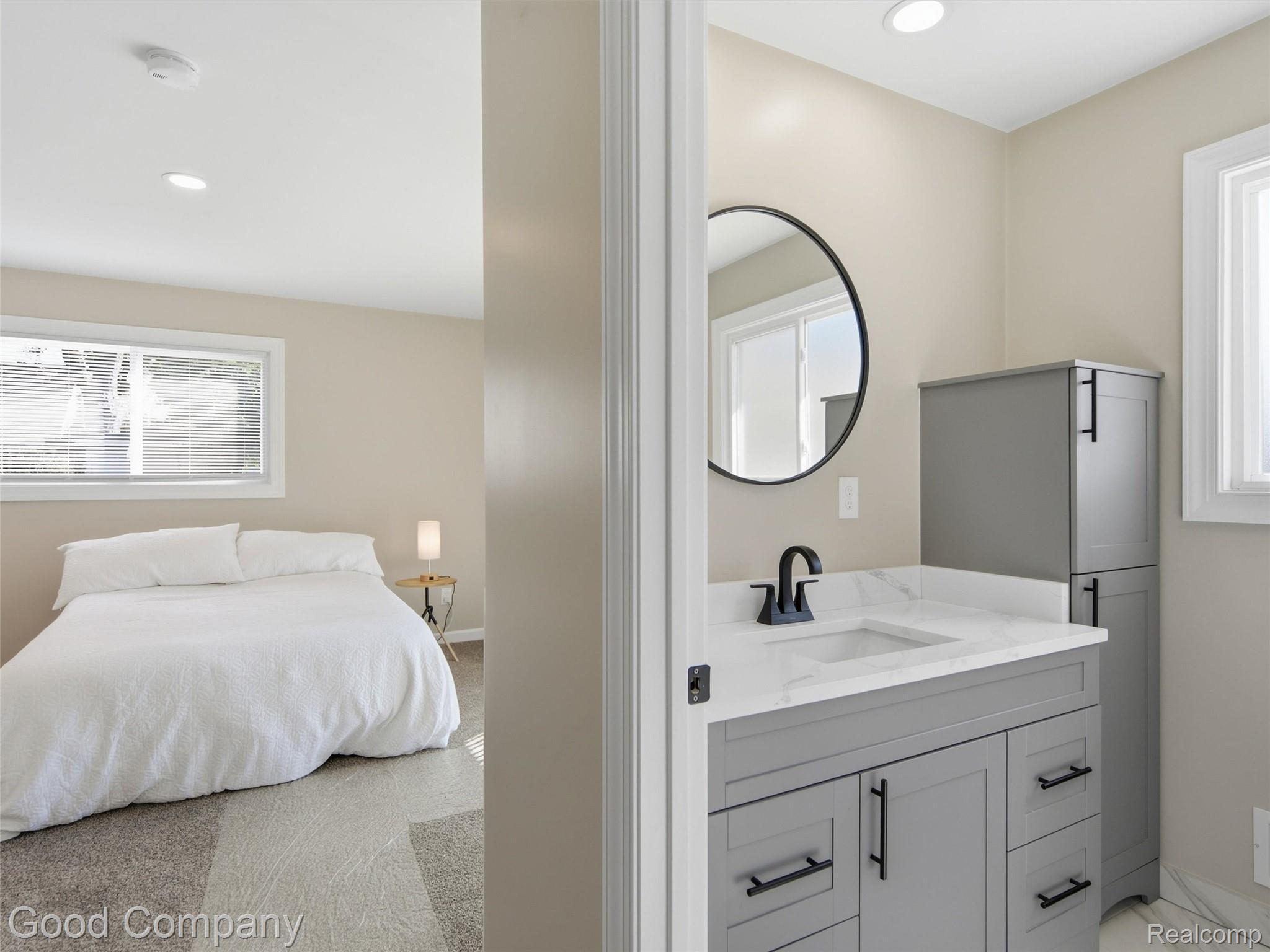 1112 Millard Avenue Property Photo 21