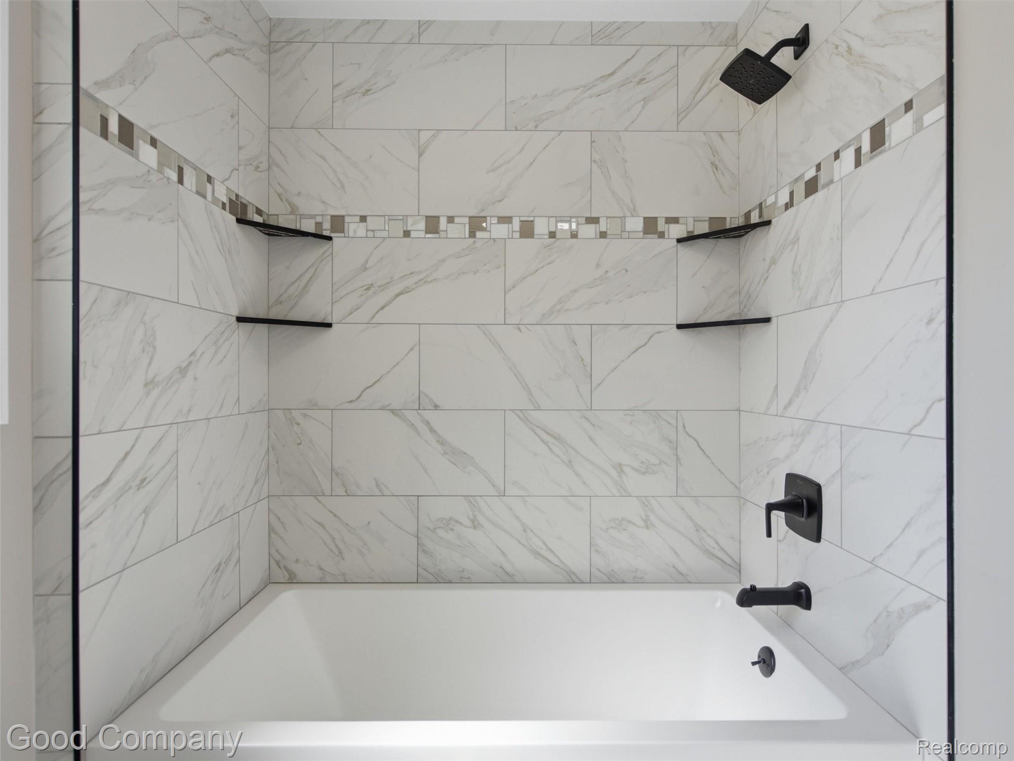 1112 Millard Avenue Property Photo 23