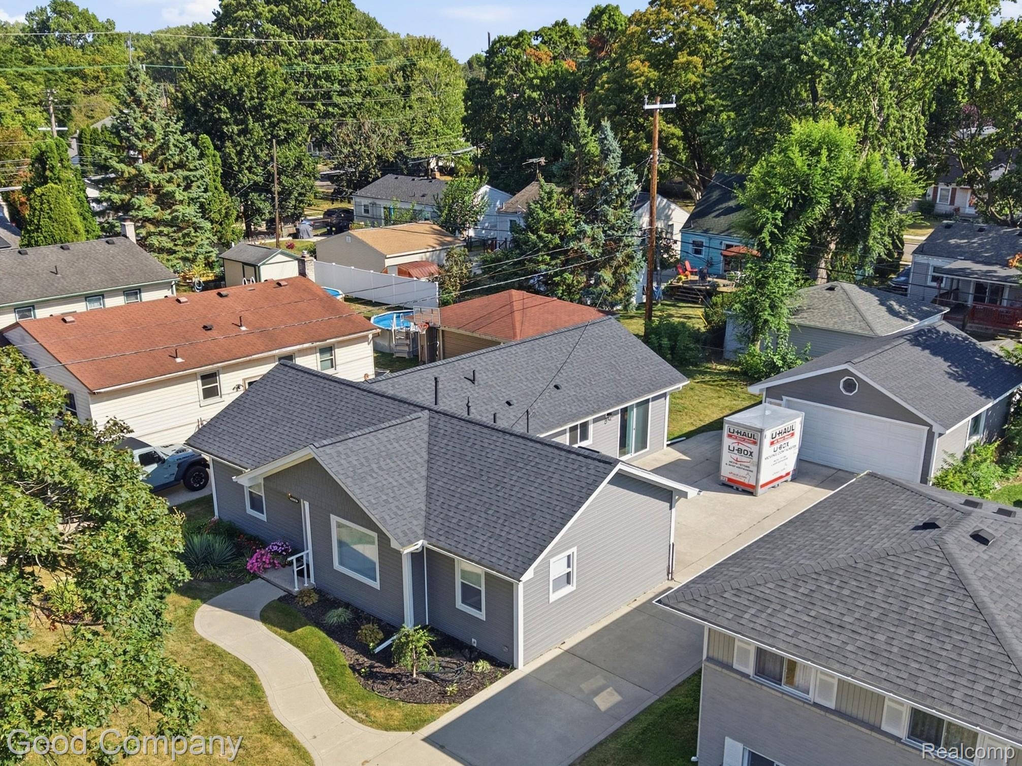 1112 Millard Avenue Property Photo 34