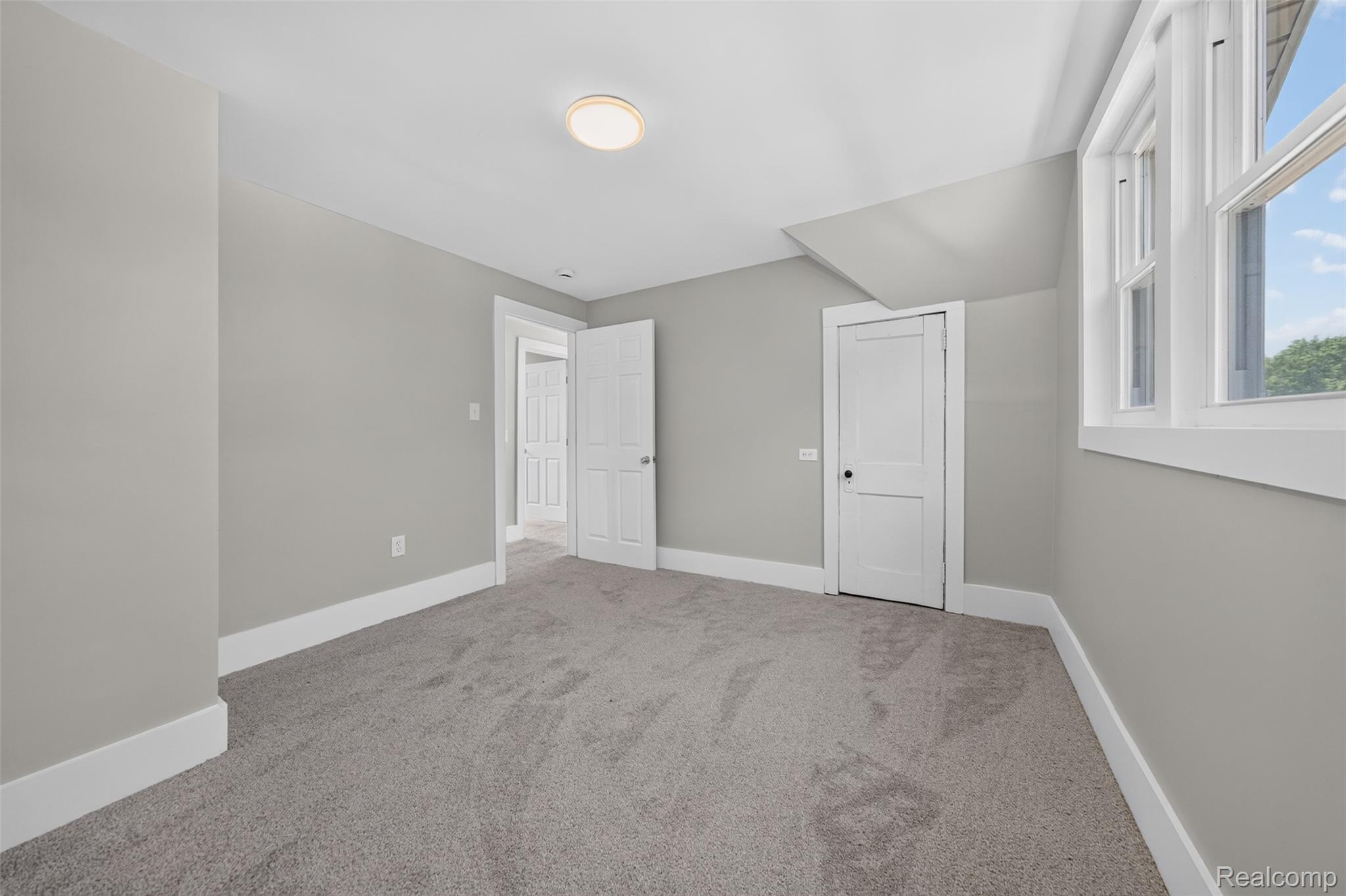 761 Columbia Road Property Photo 20