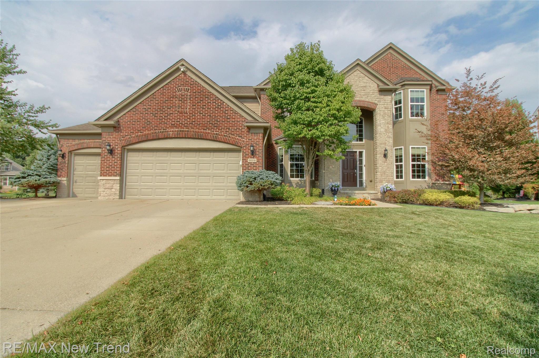 59318 Peters Barn Drive Property Photo 1