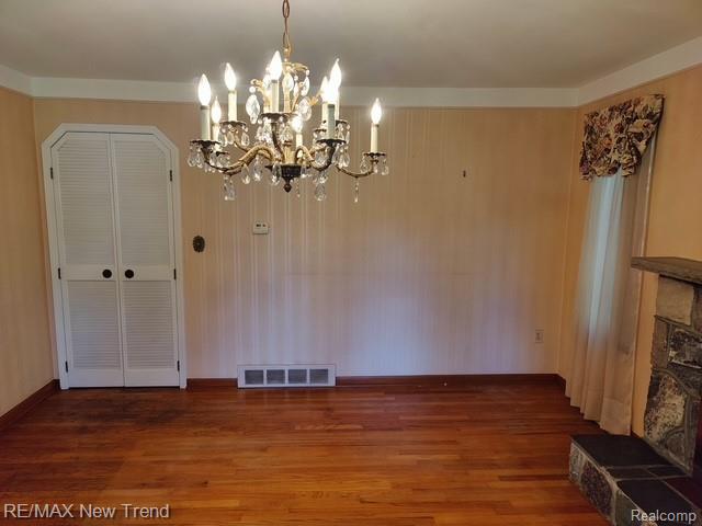 8715 N Wayne Road Property Photo 26