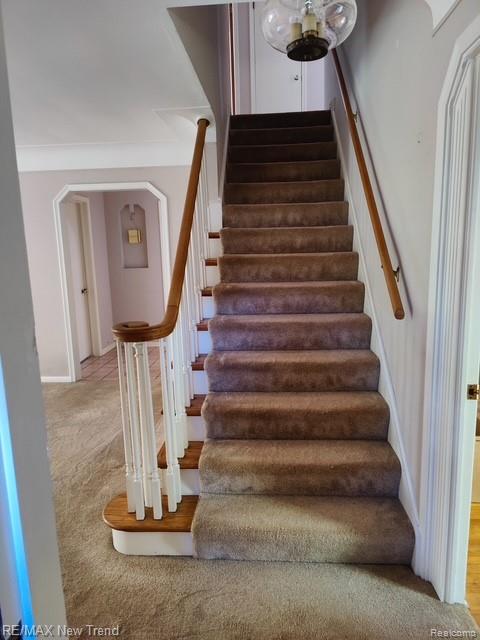 8715 N Wayne Road Property Photo 32