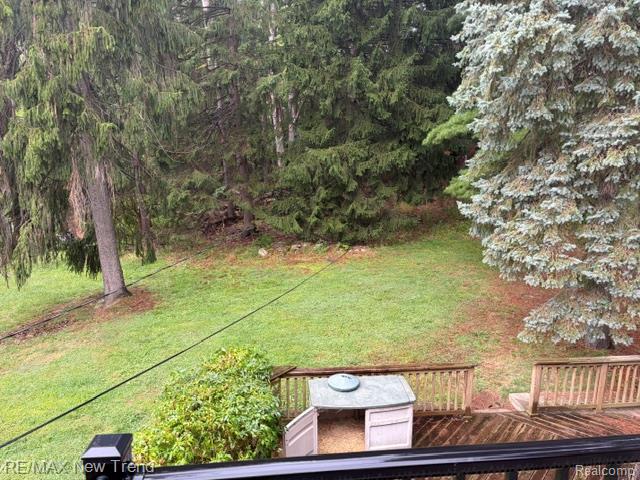 8715 N Wayne Road Property Photo 52