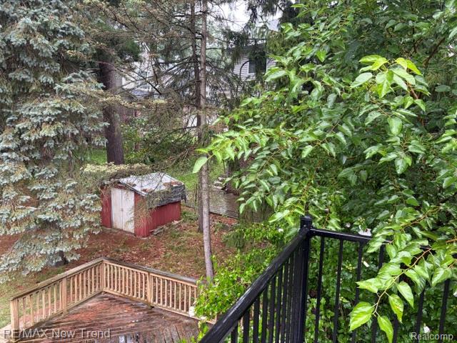 8715 N Wayne Road Property Photo 53