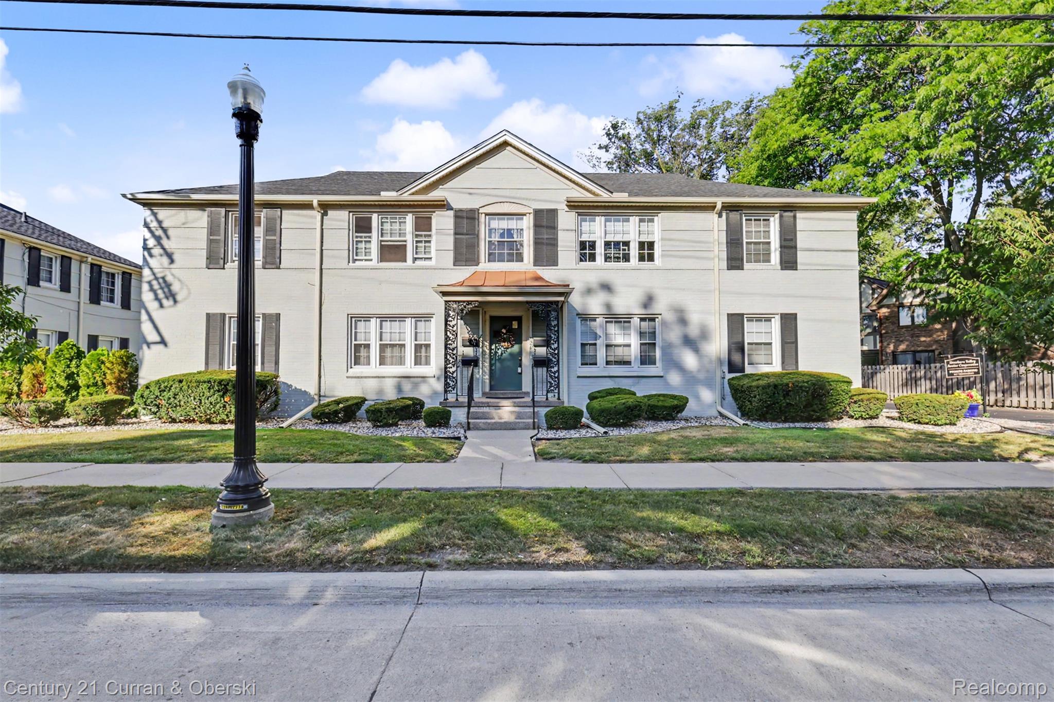726 S Military Street Property Photo 1