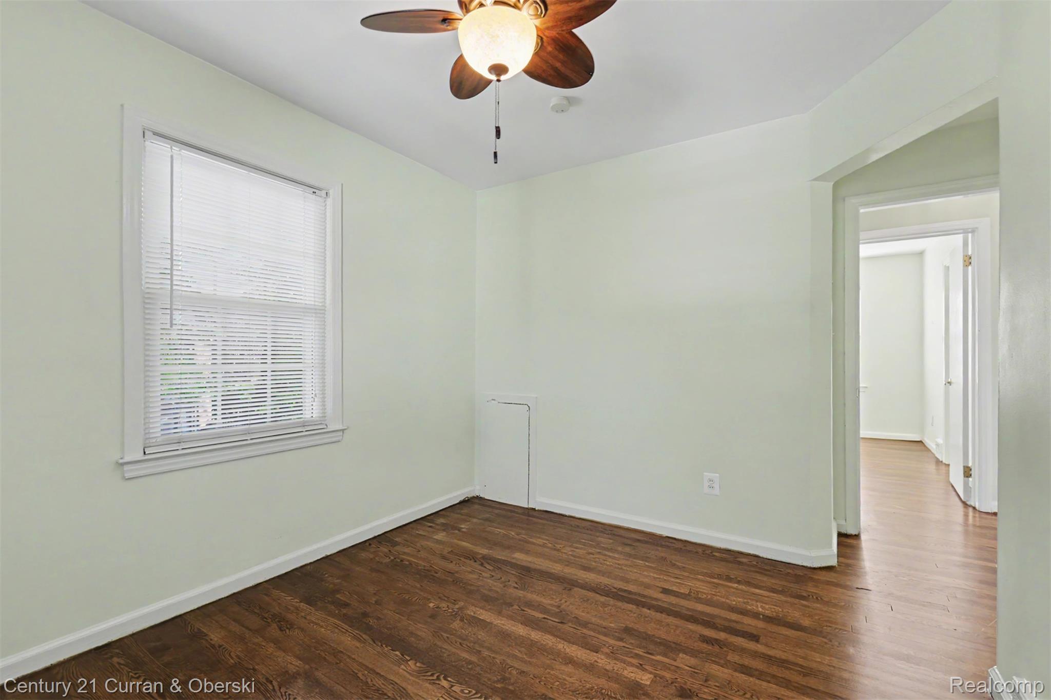 726 S Military Street Property Photo 26