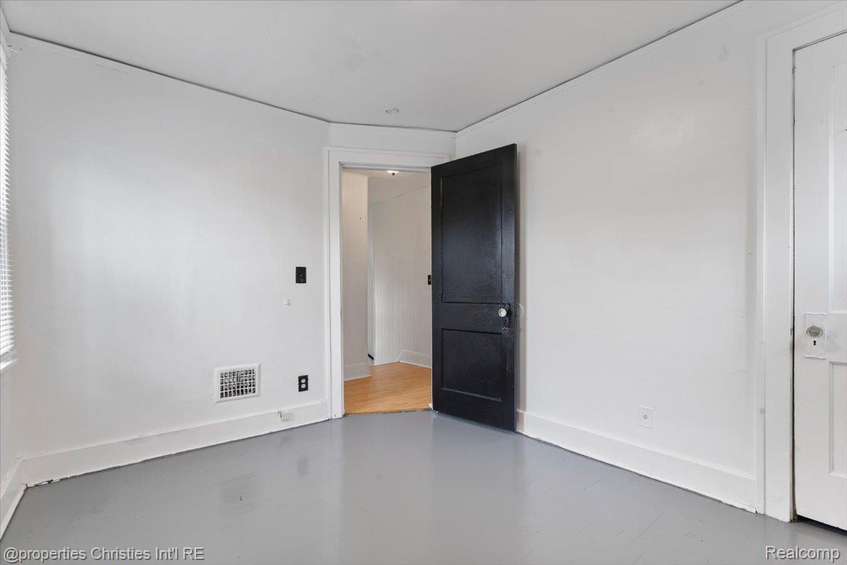 16171 Santa Rosa Drive Property Photo 16