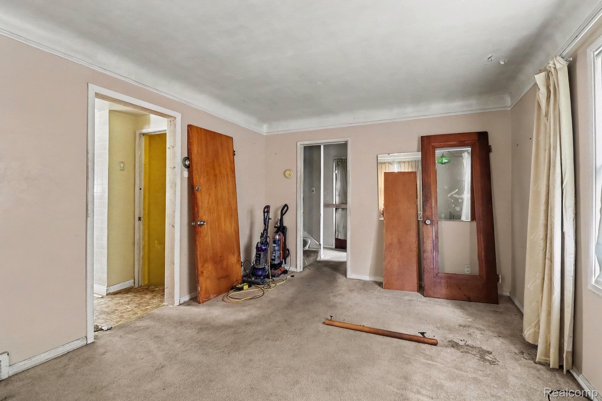 16299 Manning Street Property Photo 4