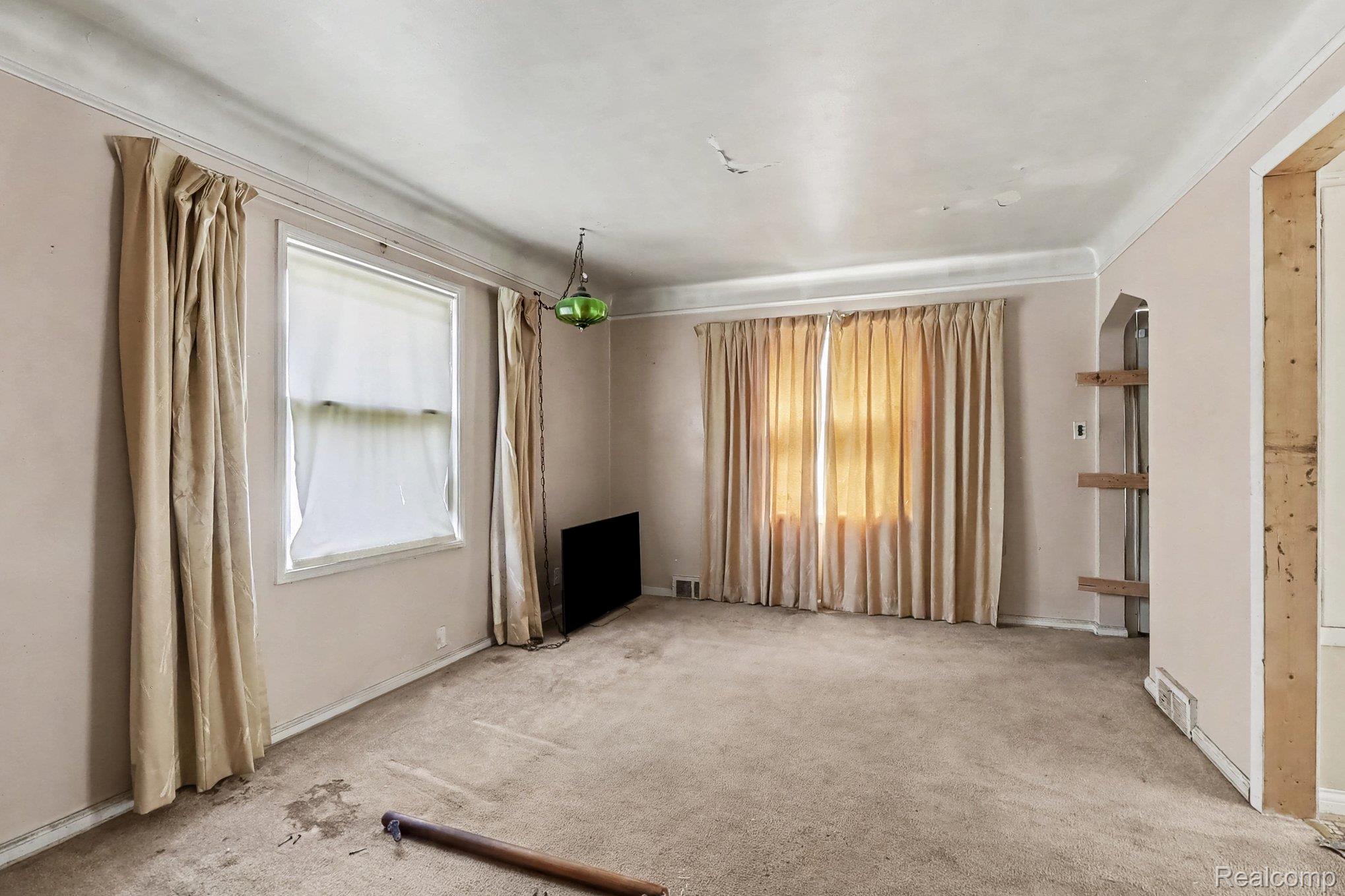 16299 Manning Street Property Photo 6