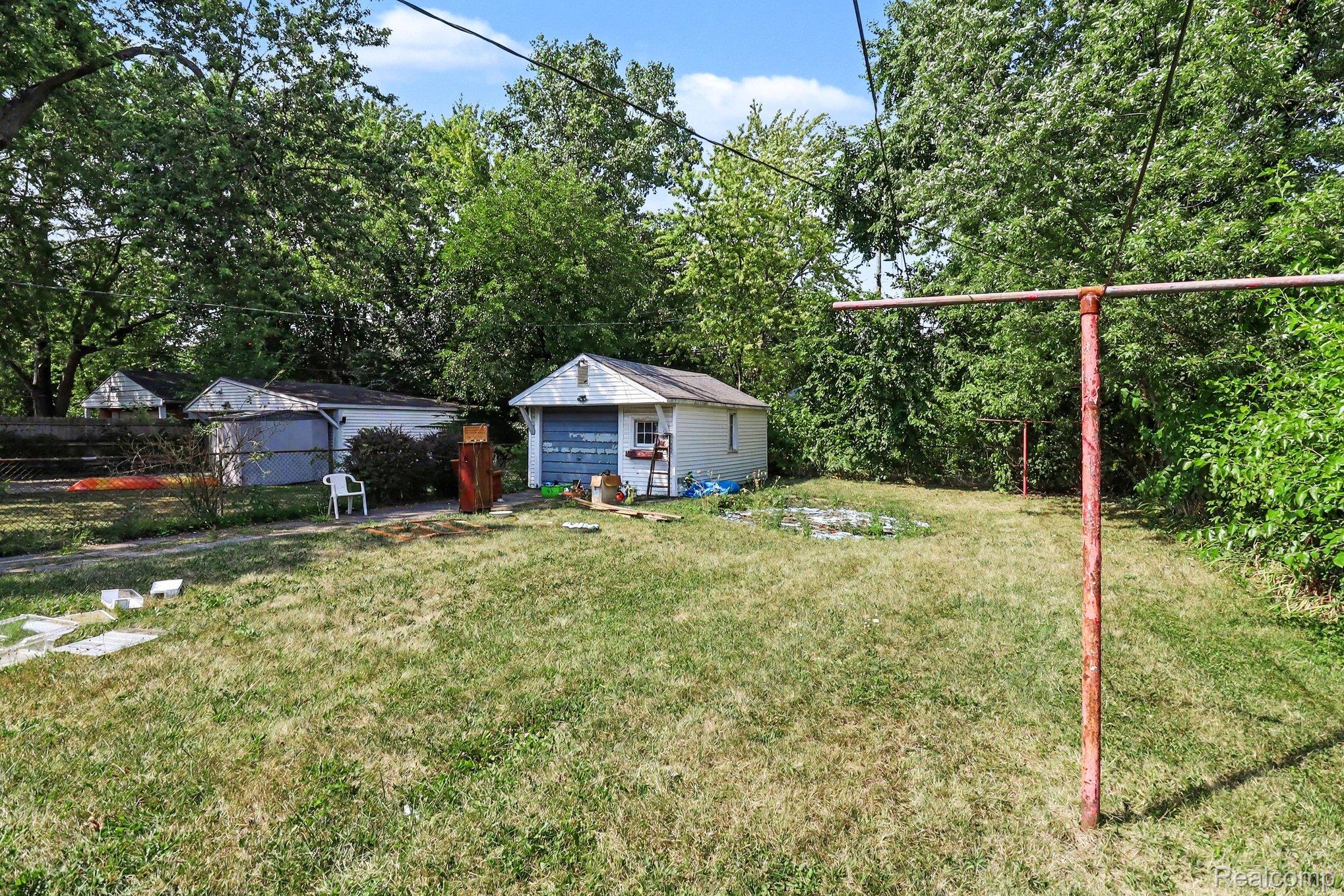 16299 Manning Street Property Photo 23