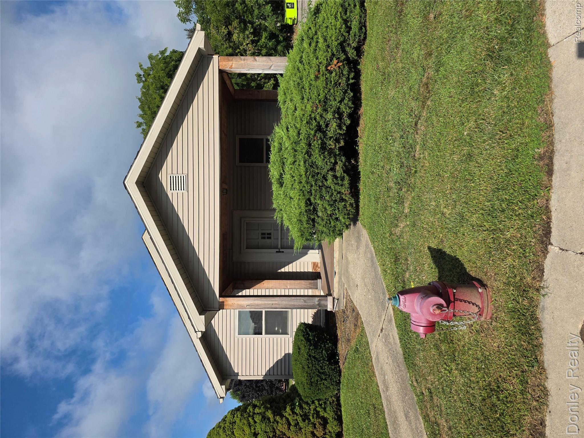 2998 Fenner Street Property Photo 1