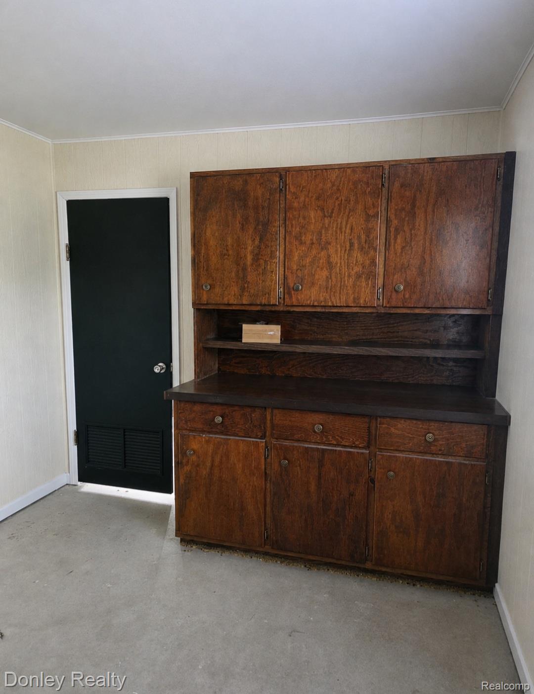 2998 Fenner Street Property Photo 5
