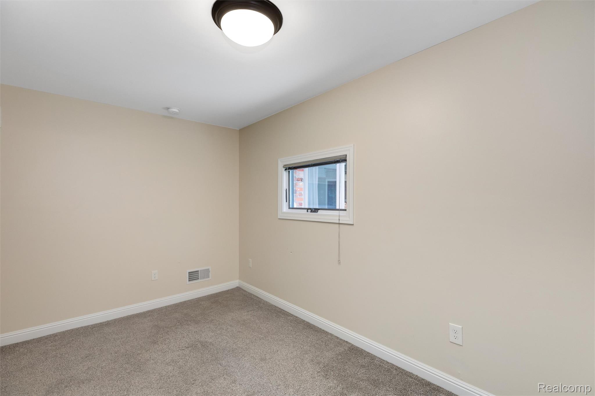 4915 Walnut Lake Road Property Photo 26