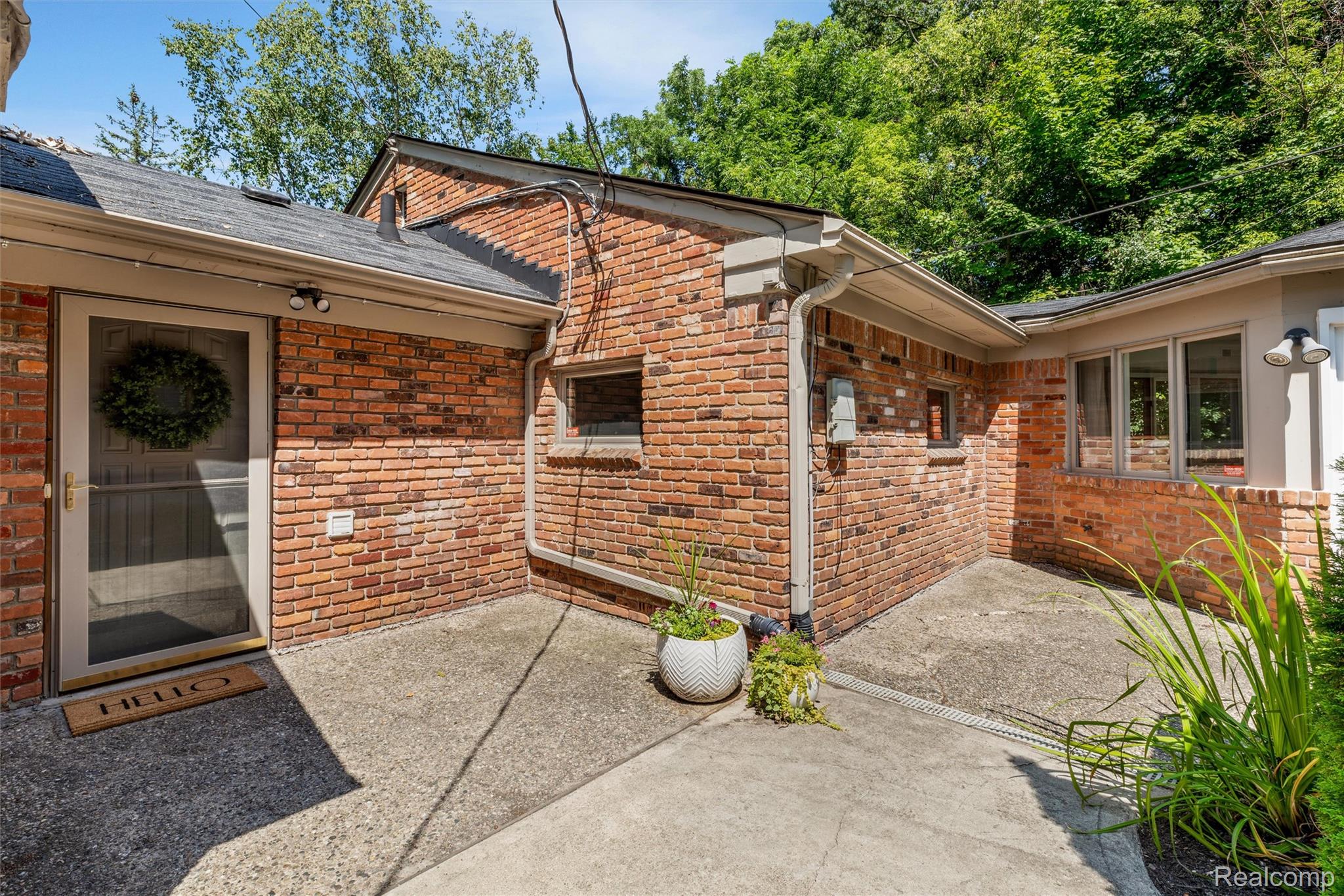 4915 Walnut Lake Road Property Photo 34