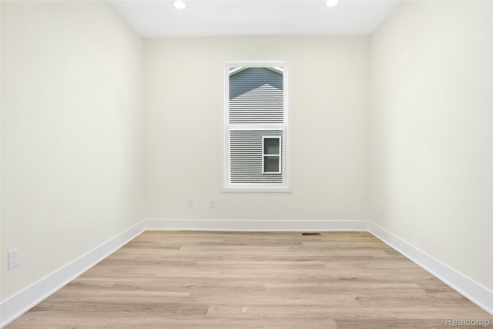 336 Mcdowell Drive Property Photo 21