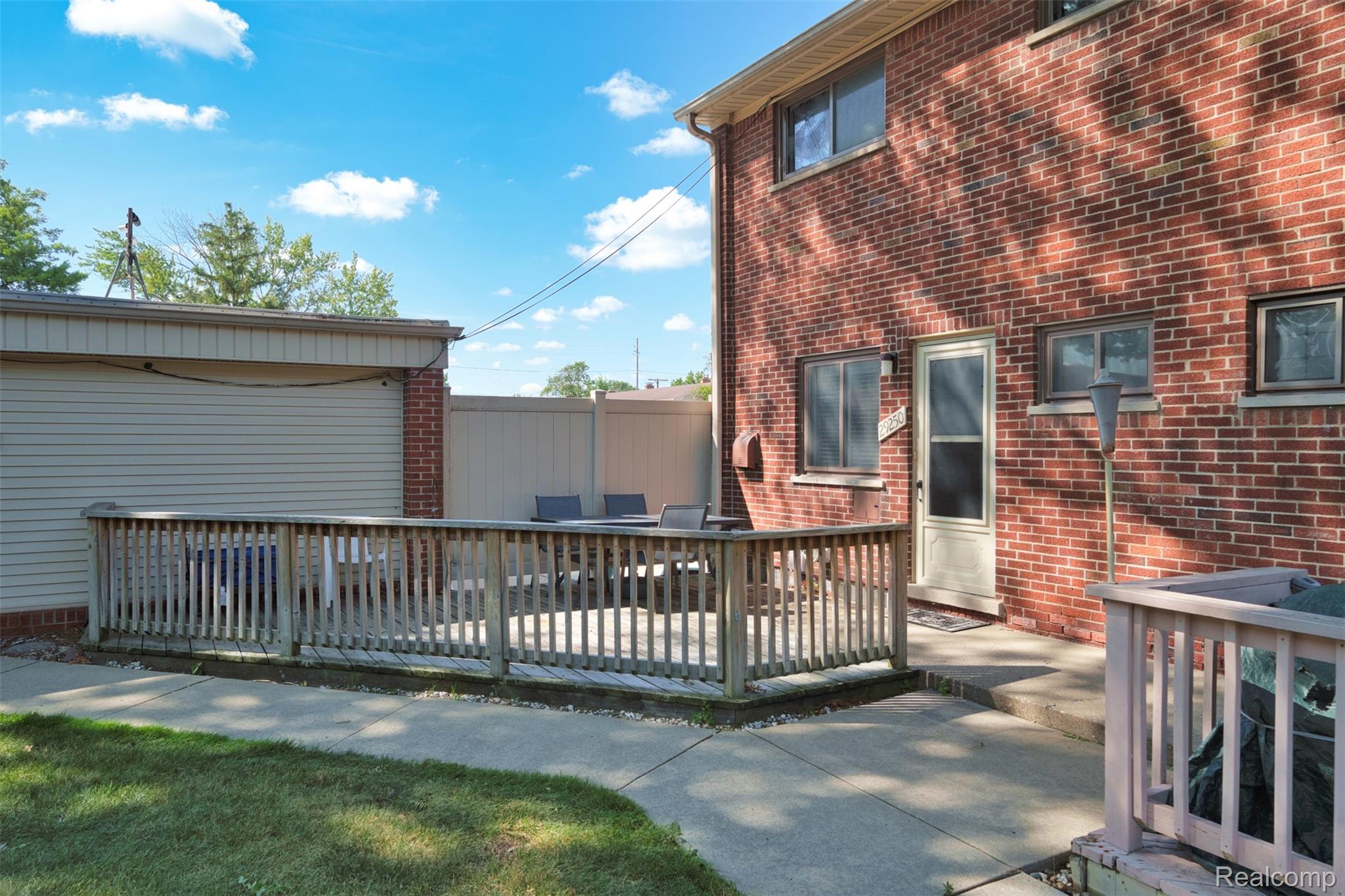 29250 Tessmer Court Property Photo 7
