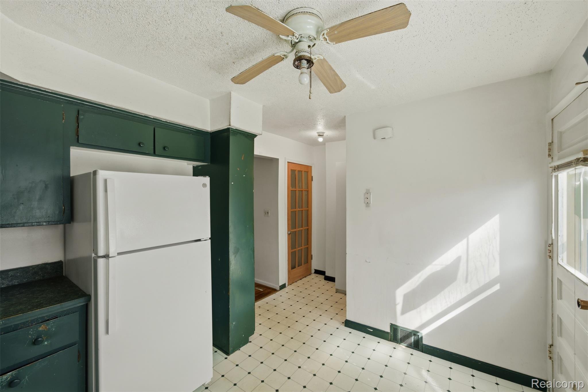29250 Tessmer Court Property Photo 17