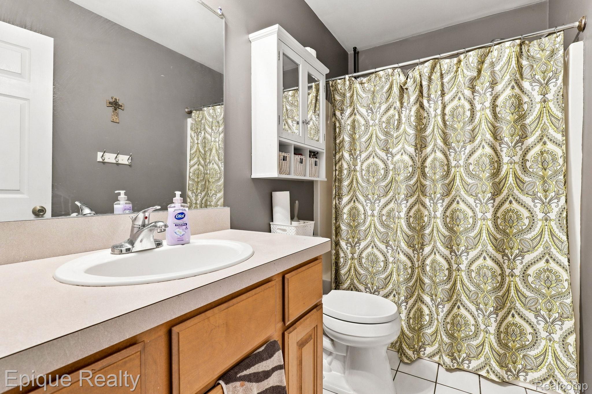 5208 Foxhill Lane Property Photo 19