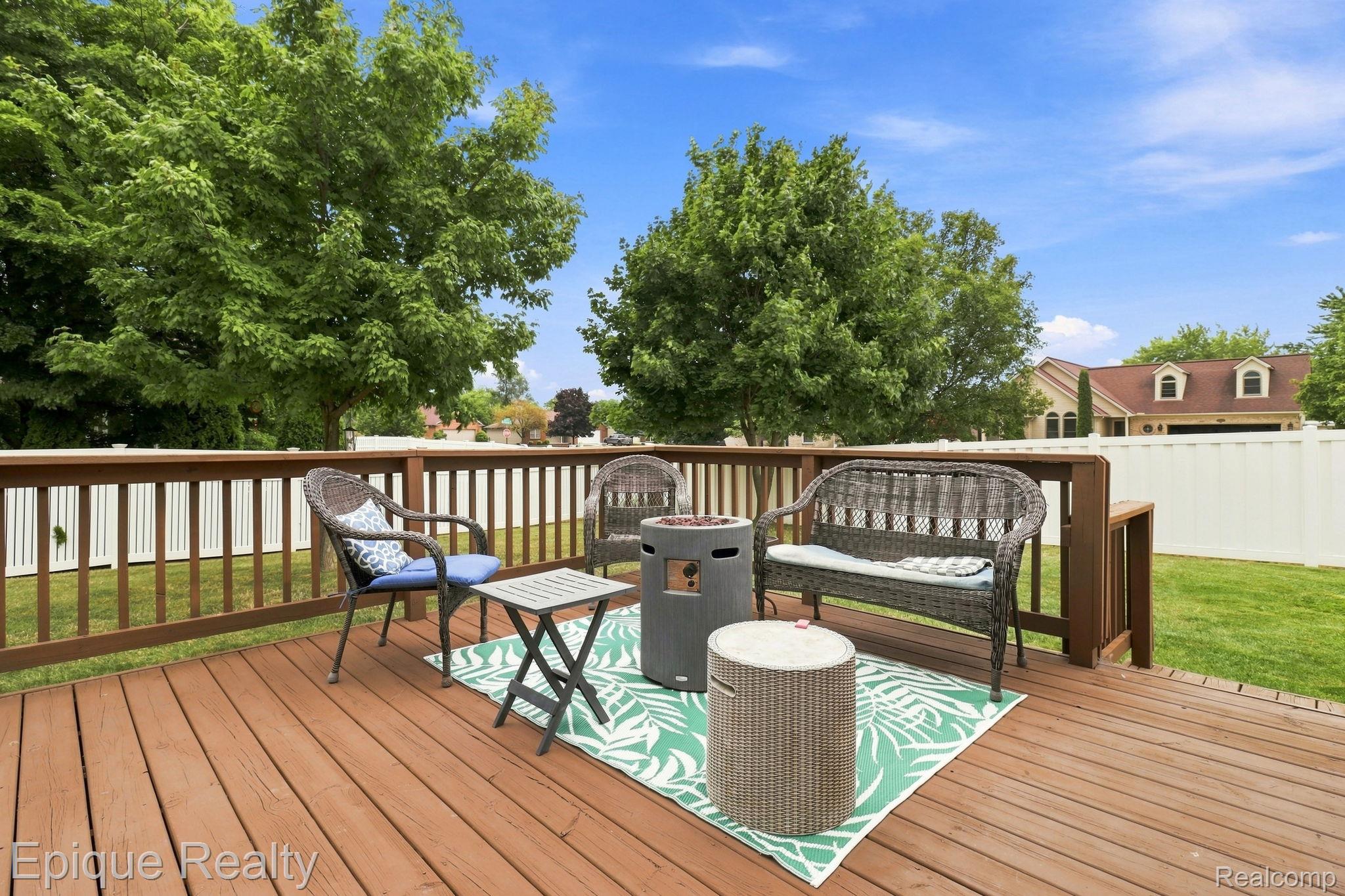 5208 Foxhill Lane Property Photo 26