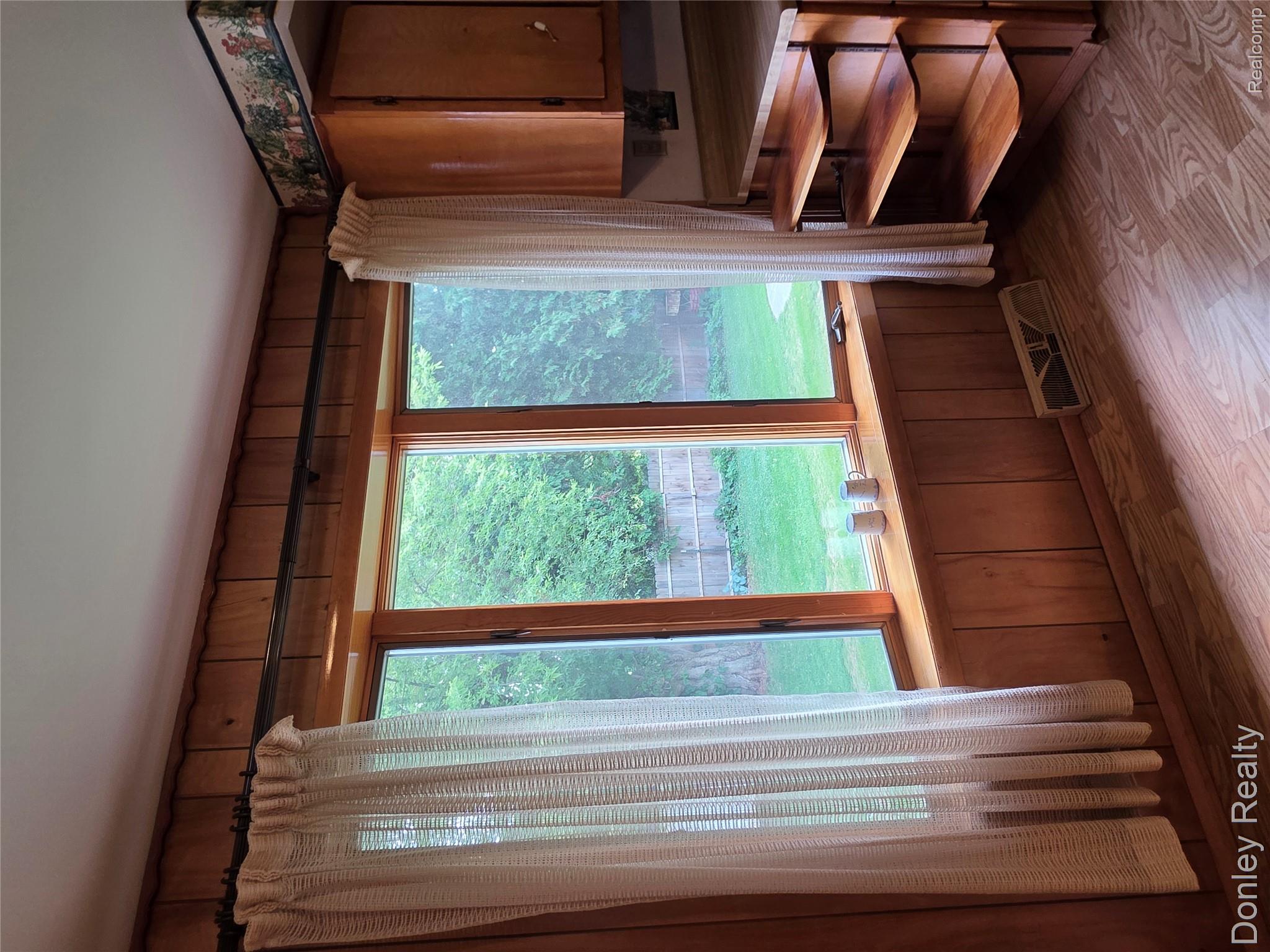 1611 Van Dyke Road Property Photo 7