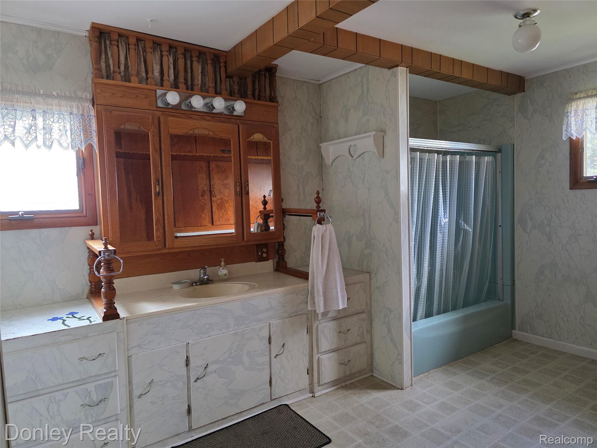 1611 Van Dyke Road Property Photo 12