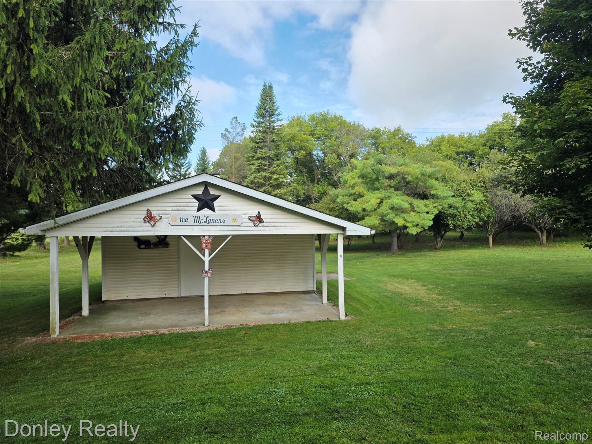 1611 Van Dyke Road Property Photo 34
