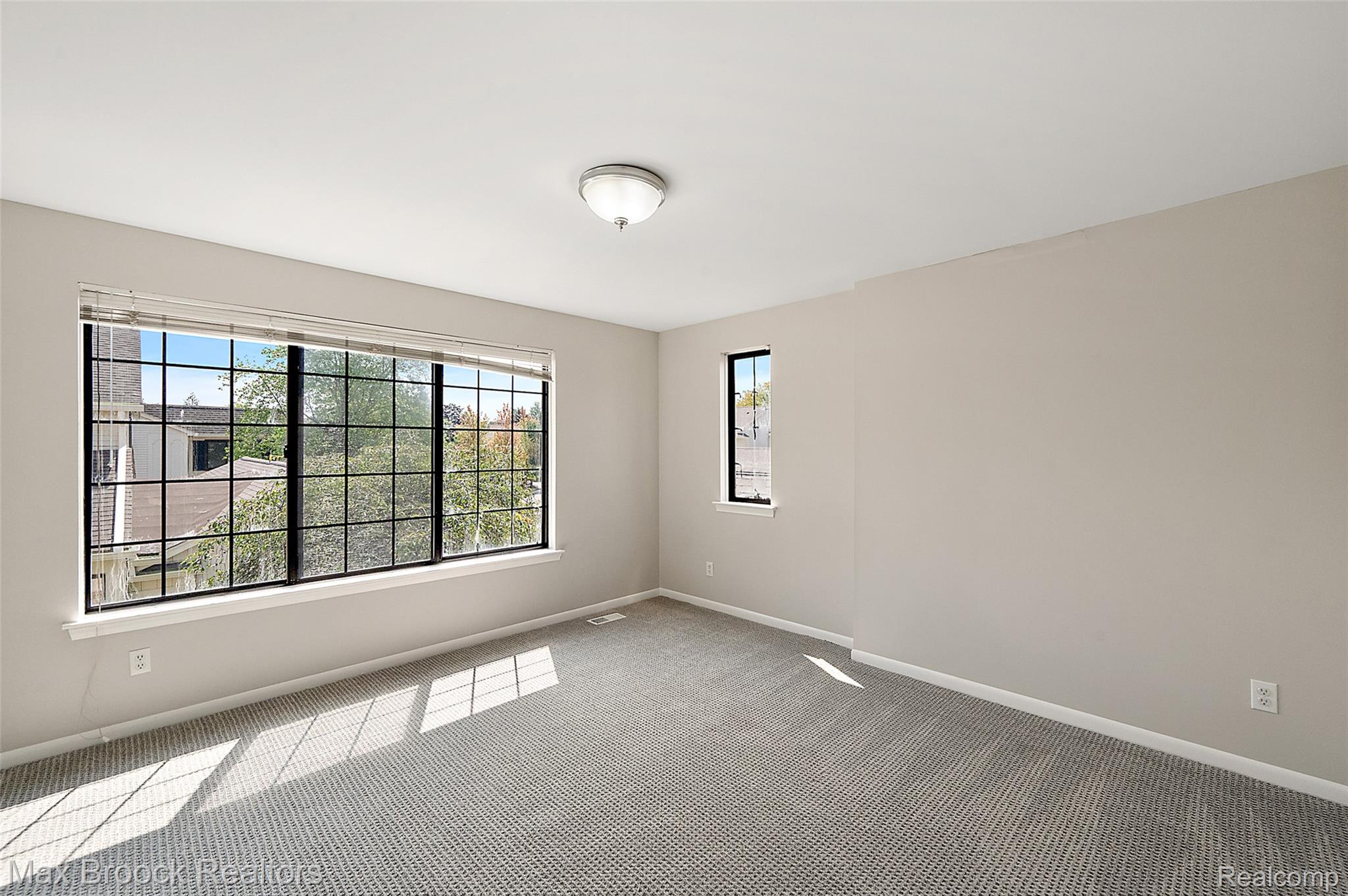 7139 Creeks Crossing Property Photo 20