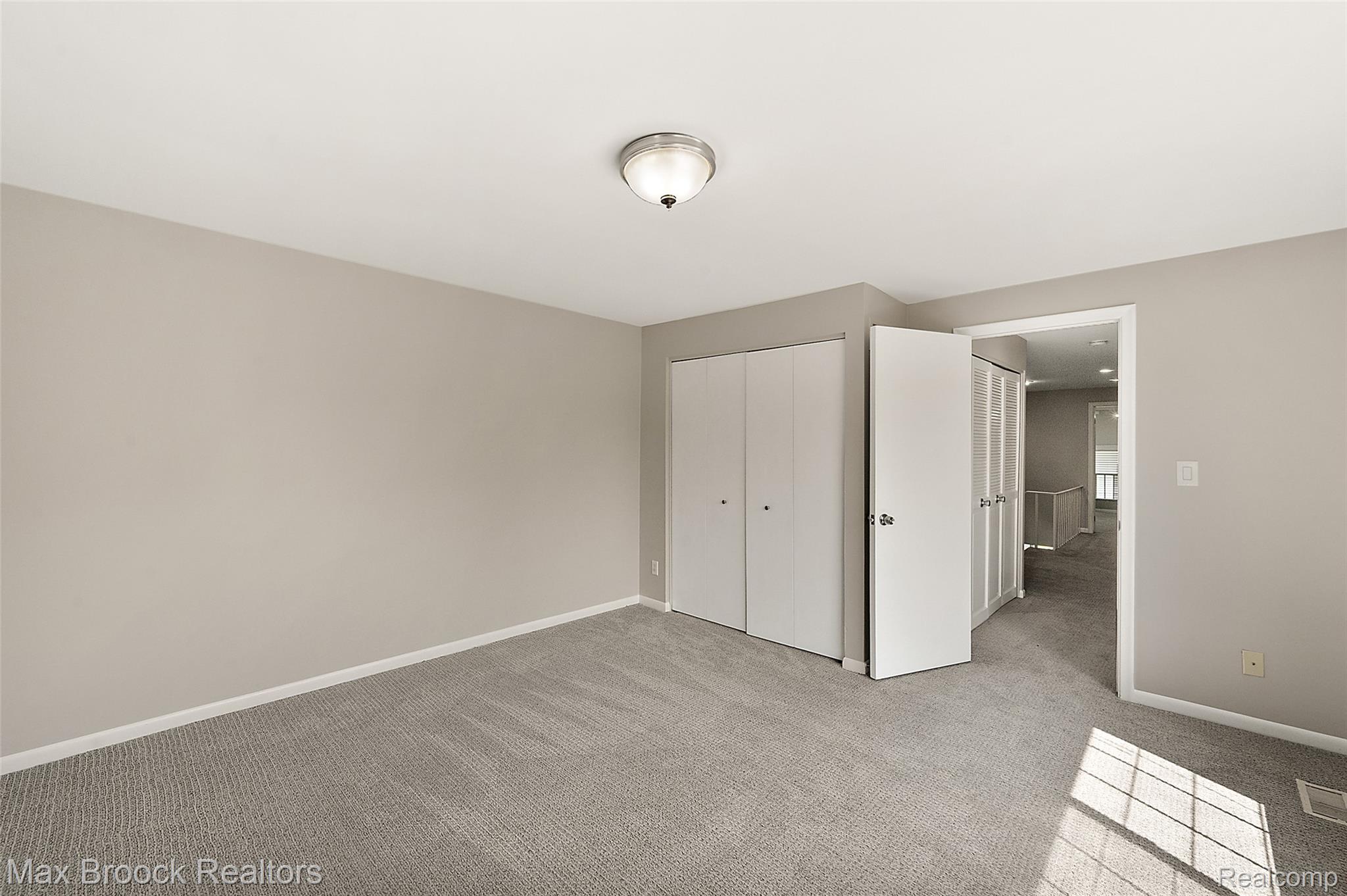 7139 Creeks Crossing Property Photo 21