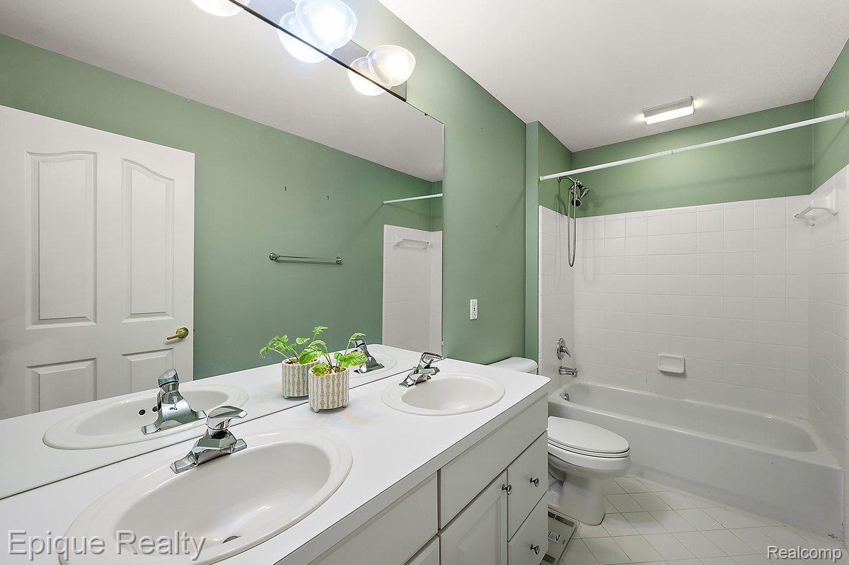 1909 Catlin Drive Property Photo 35
