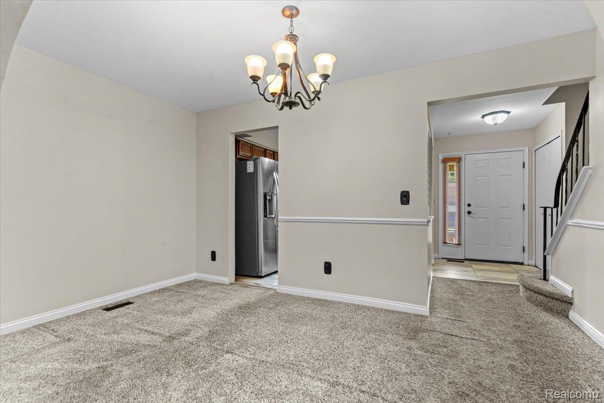 3719 Old Creek Road Property Photo 13