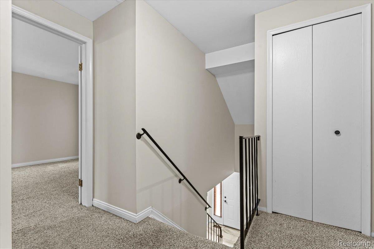 3719 Old Creek Road Property Photo 16