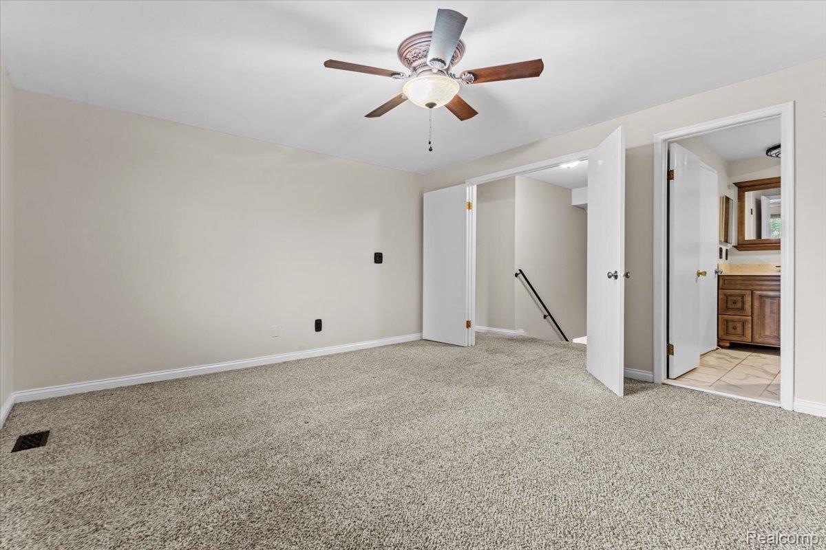 3719 Old Creek Road Property Photo 20
