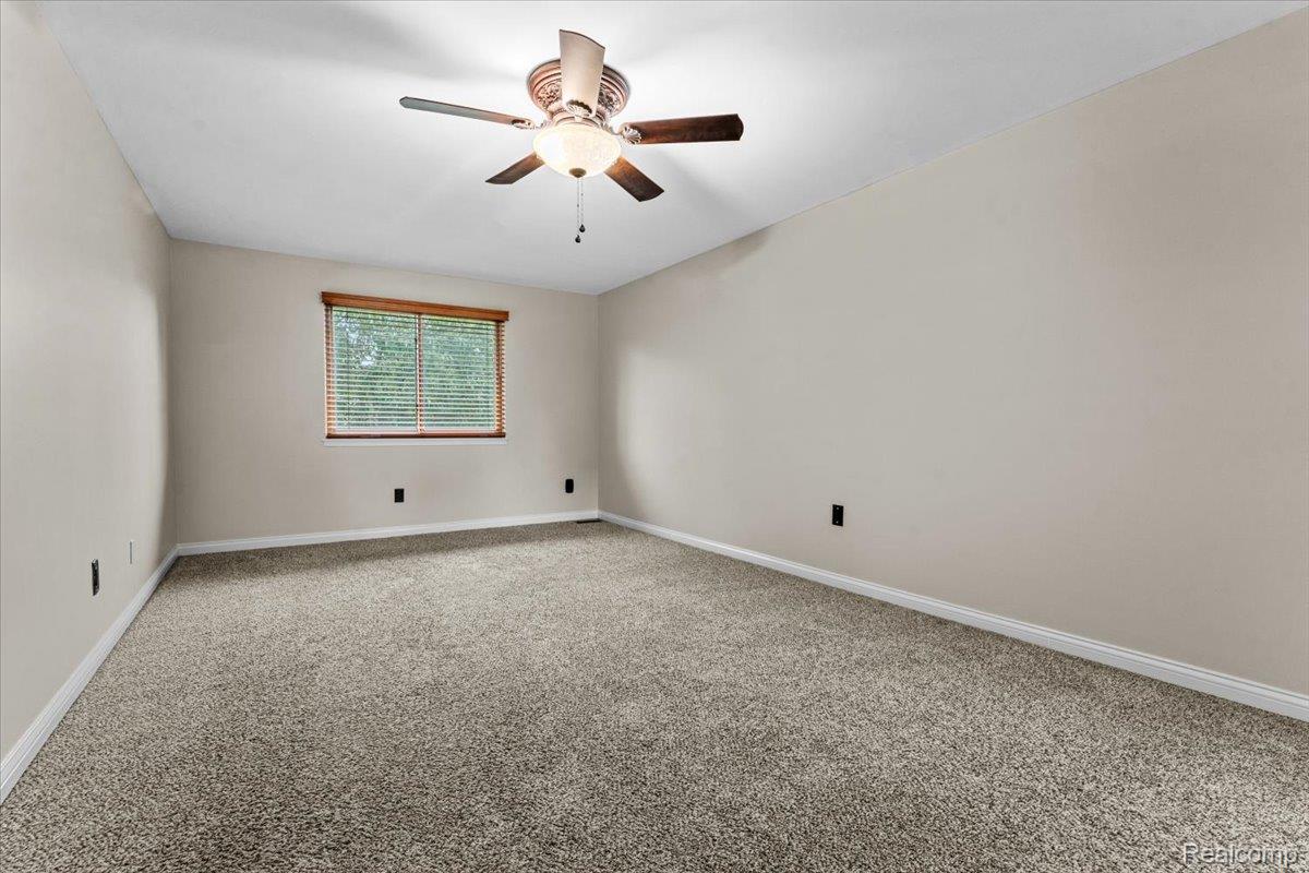 3719 Old Creek Road Property Photo 21