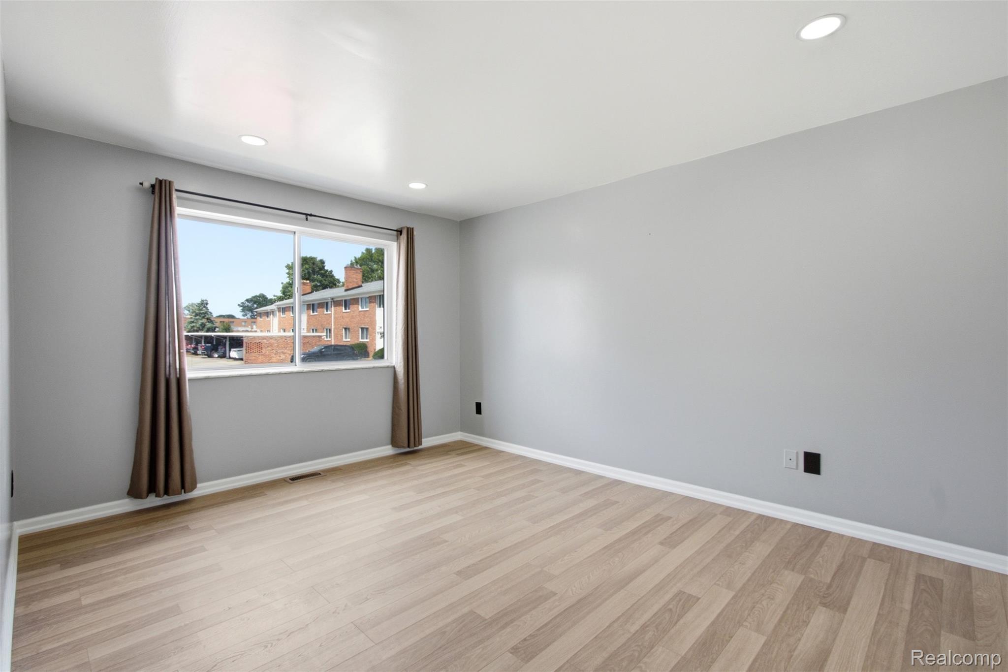 29622 Hoover Road Property Photo 11